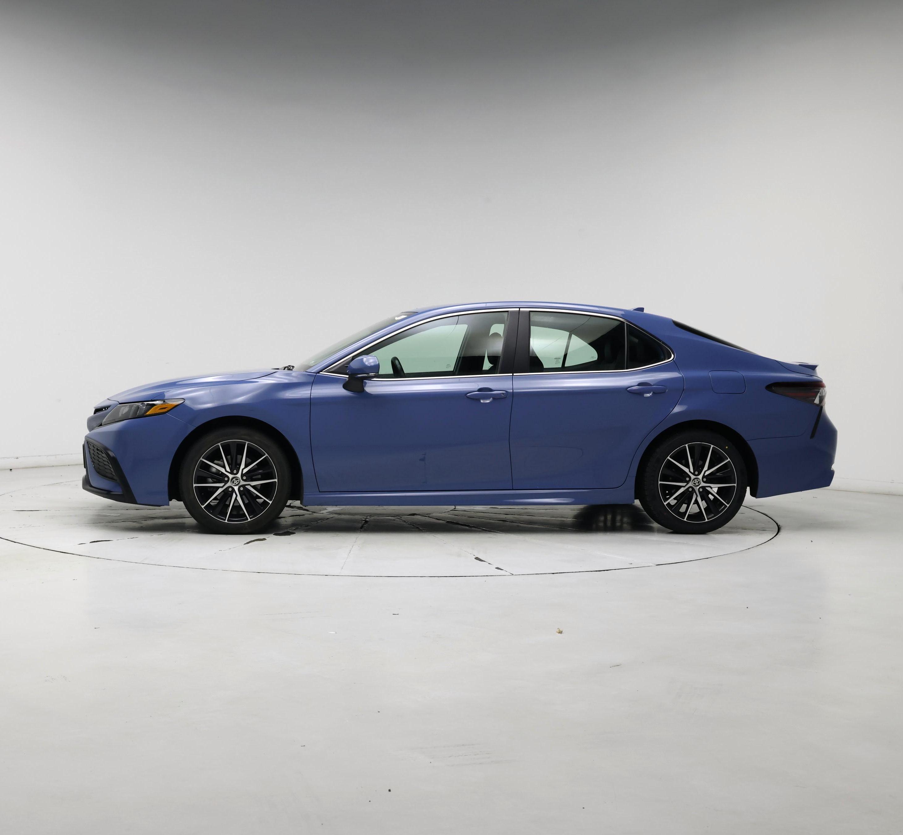 Thumbnail: 2023 Toyota Camry - 3