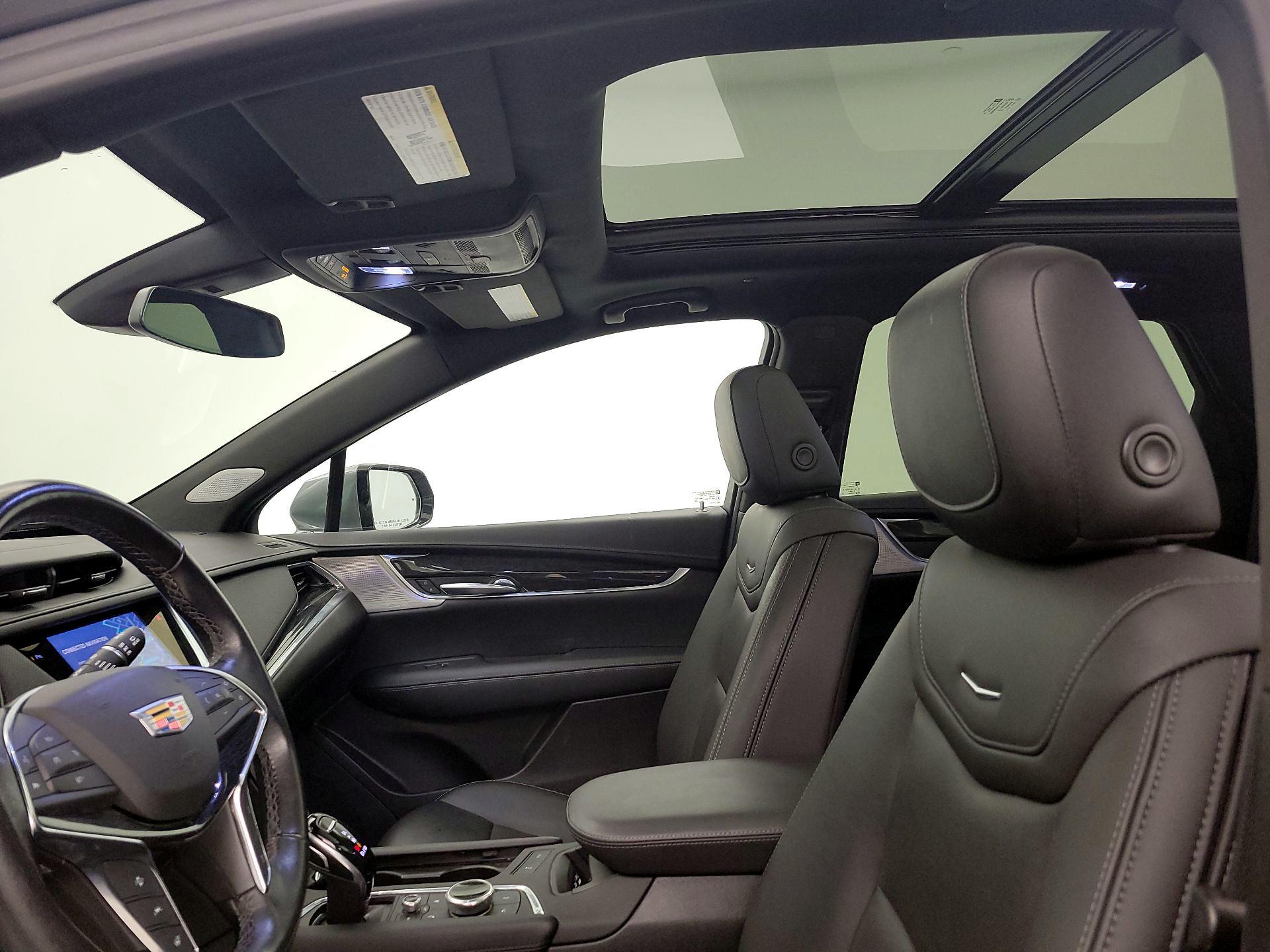 Thumbnail: 2021 Cadillac XT5 - 19