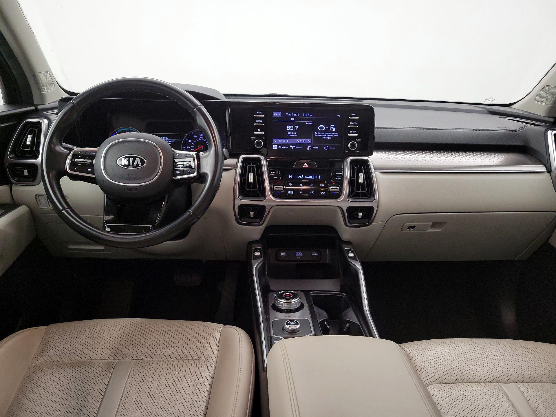 Thumbnail: 2021 Kia Sorento - 9