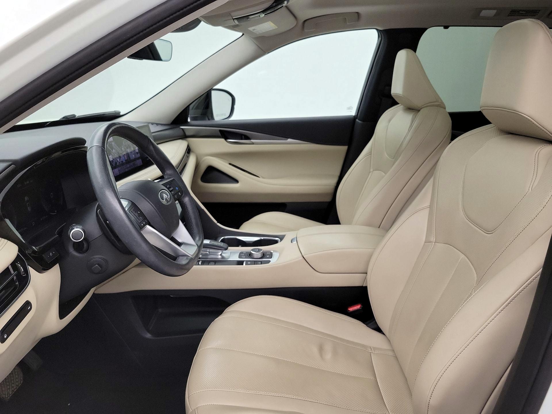 Thumbnail: 2023 INFINITI QX60 - 11