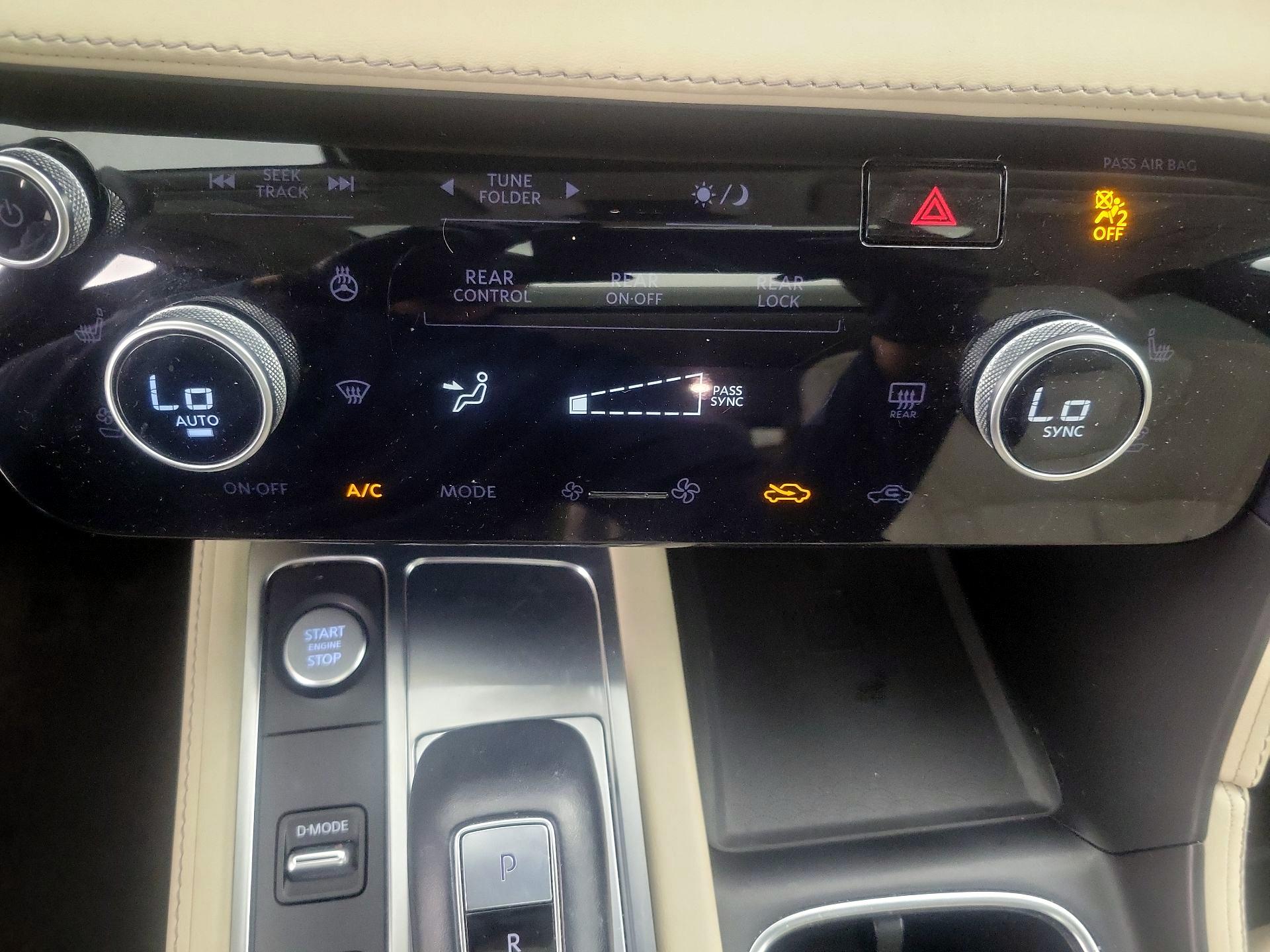 Thumbnail: 2023 INFINITI QX60 - 17