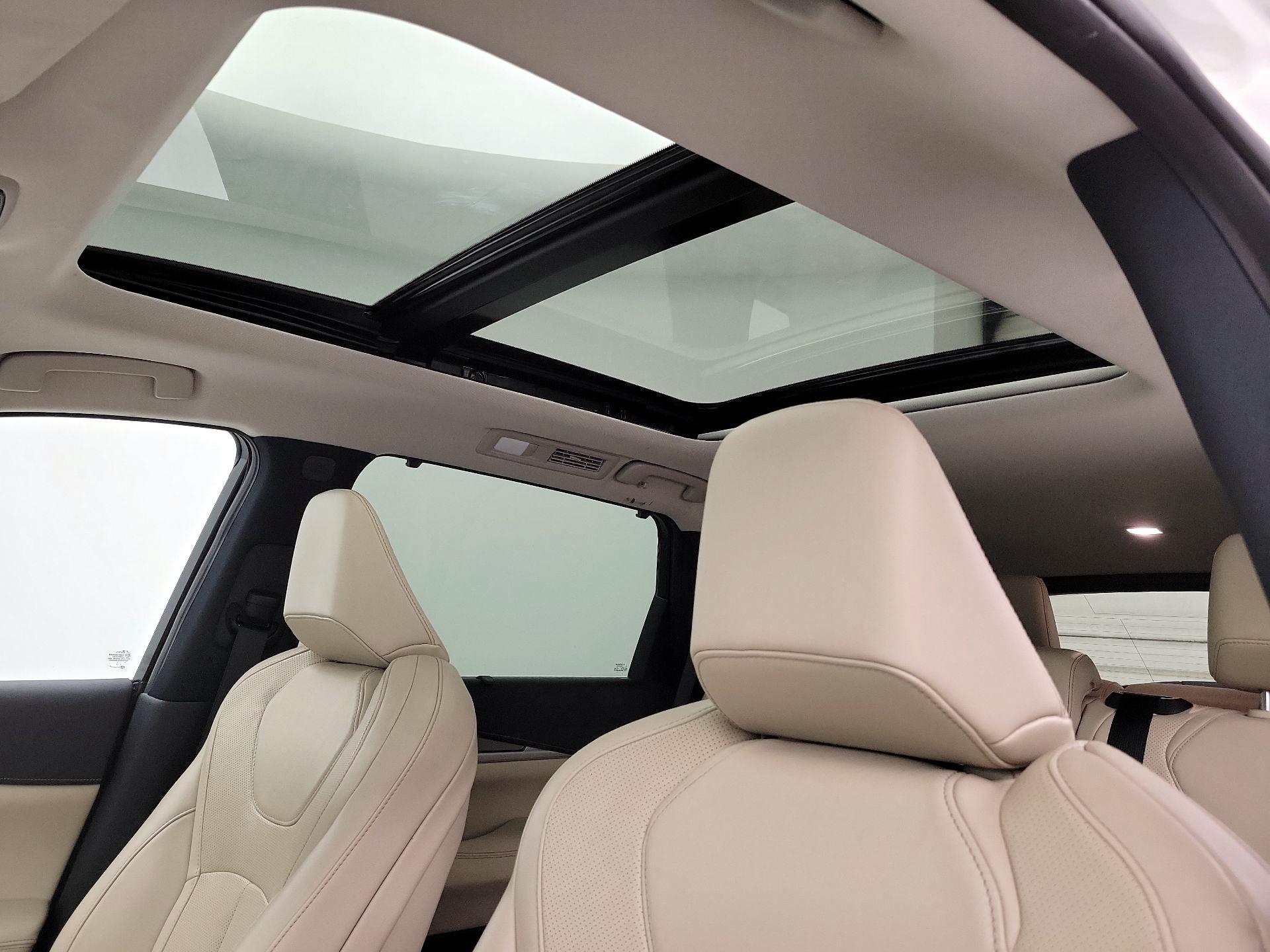 Thumbnail: 2023 INFINITI QX60 - 20