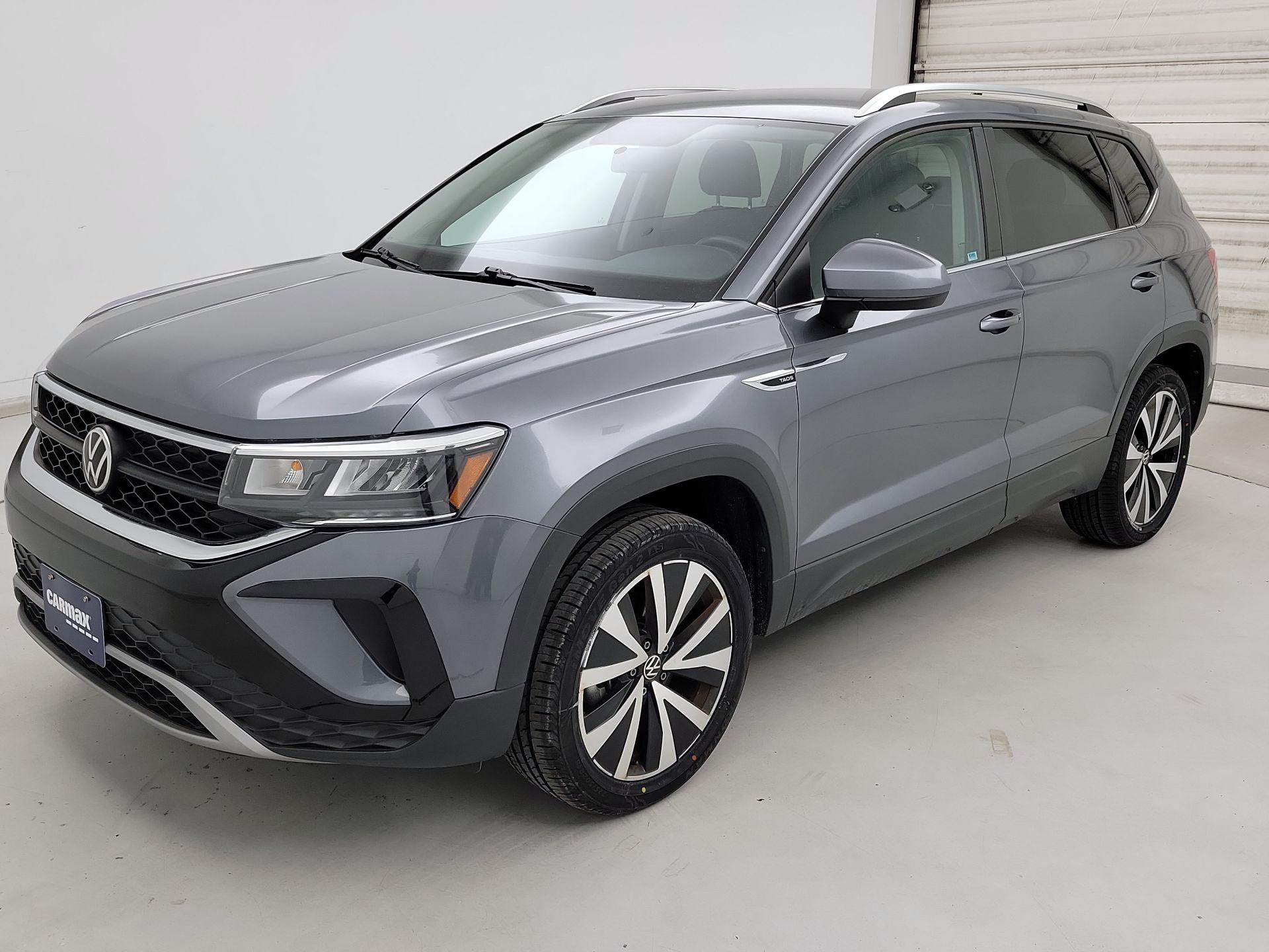 Thumbnail: 2022 Volkswagen Taos - 3