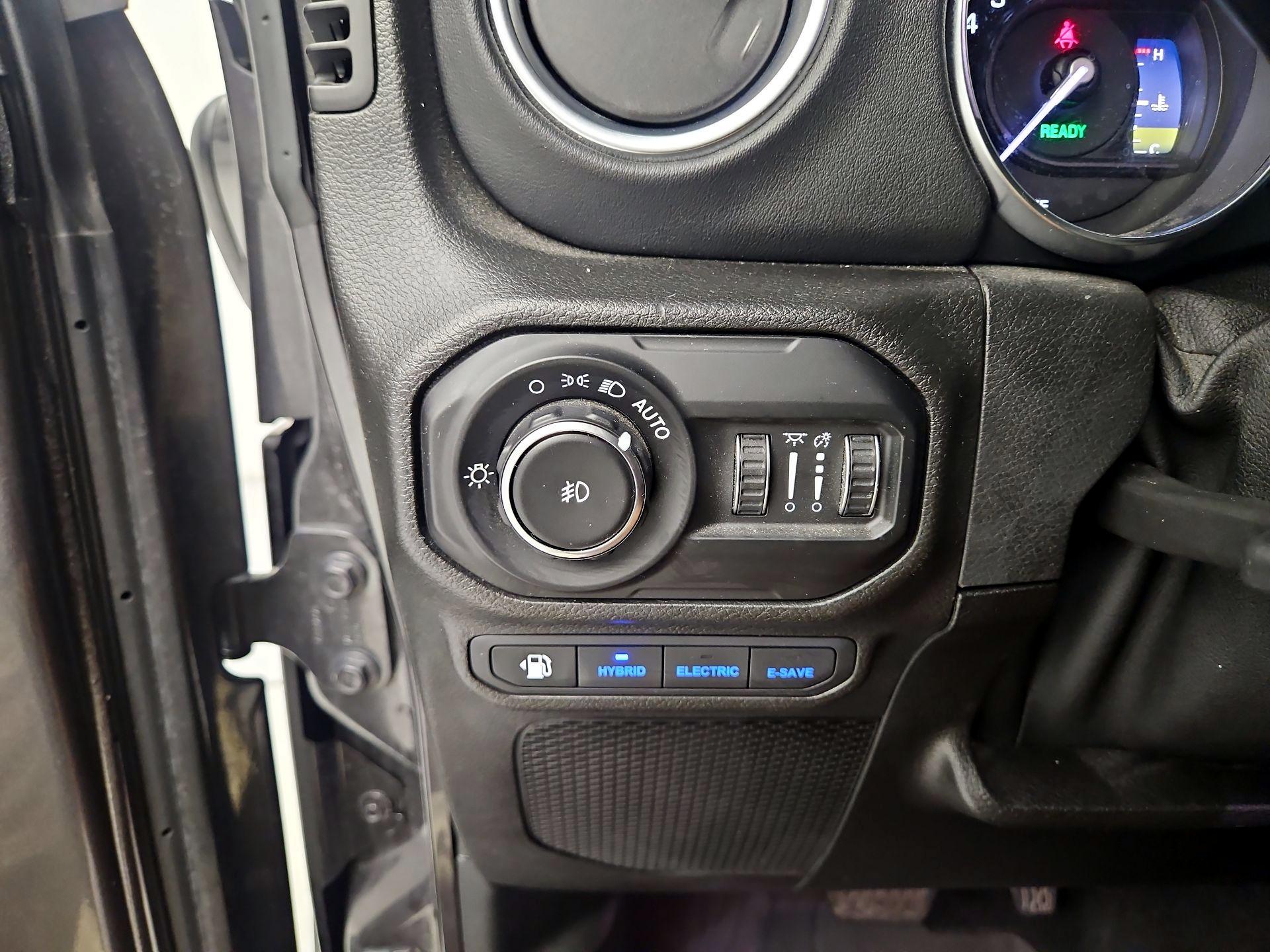 Thumbnail: 2021 Jeep Wrangler - 13