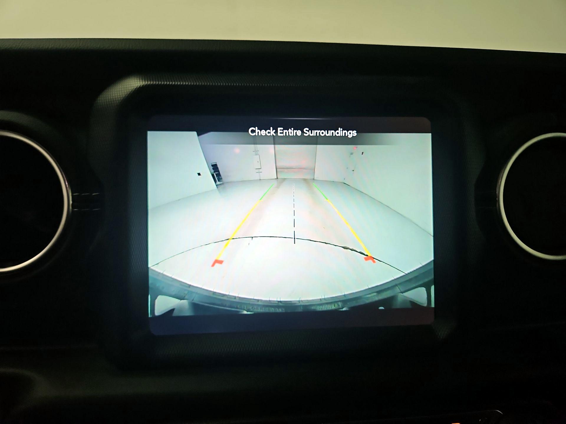 Thumbnail: 2021 Jeep Wrangler - 15