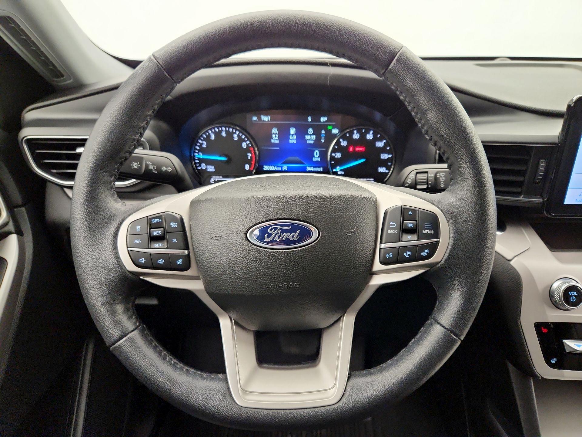 Thumbnail: 2023 Ford Explorer - 10