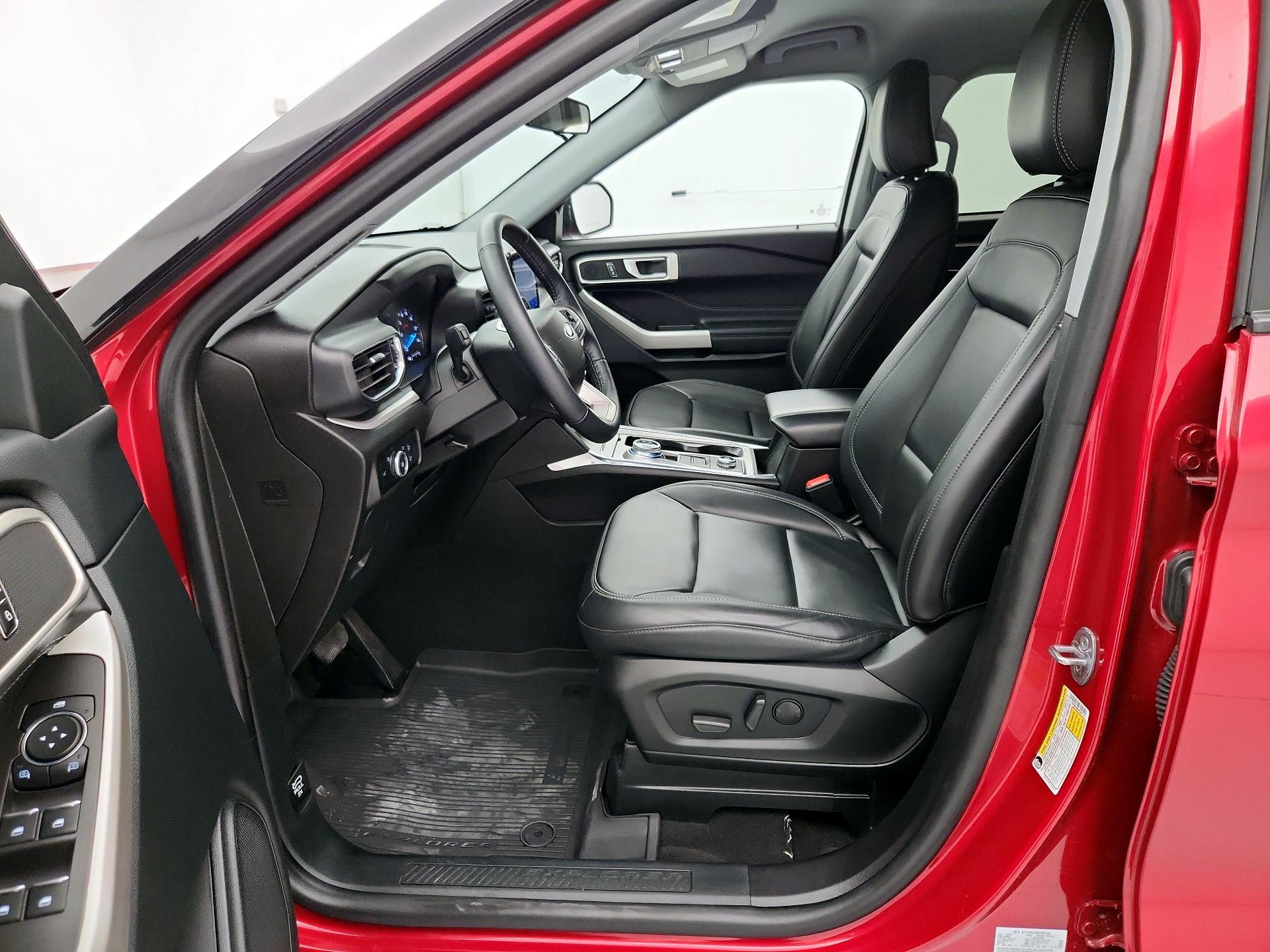 Thumbnail: 2023 Ford Explorer - 11