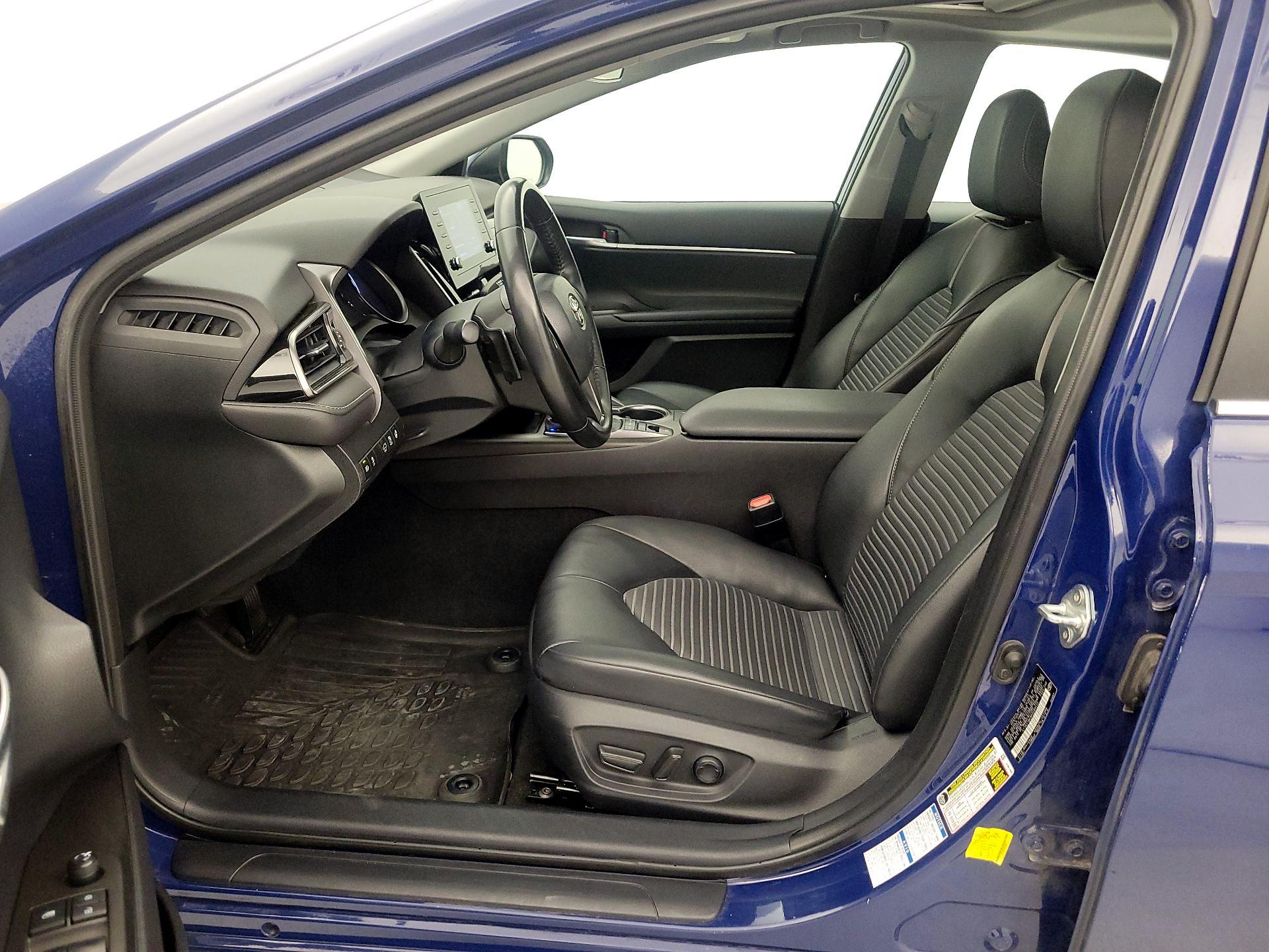 Thumbnail: 2023 Toyota Camry - 11