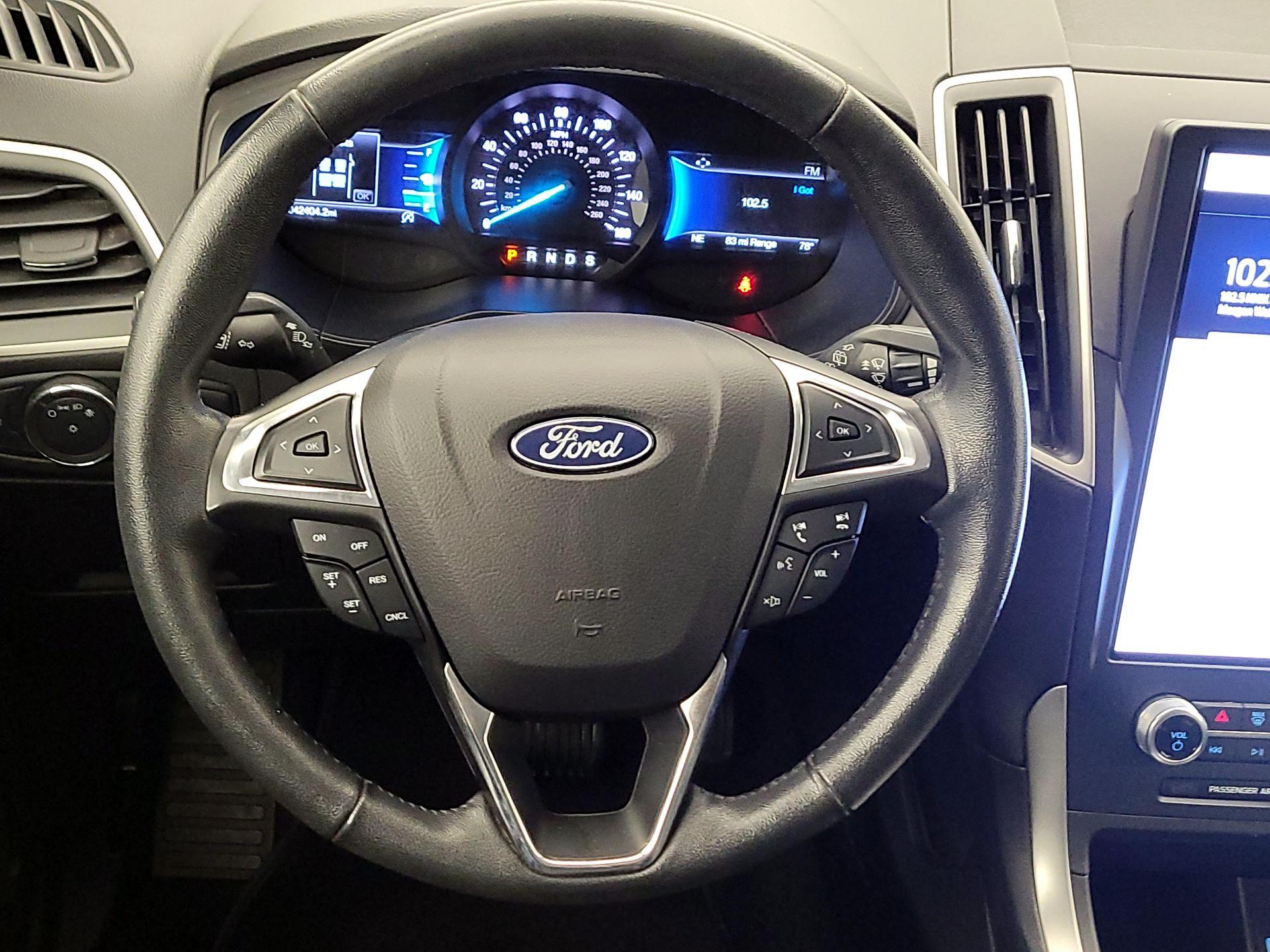 Thumbnail: 2022 Ford Edge - 10