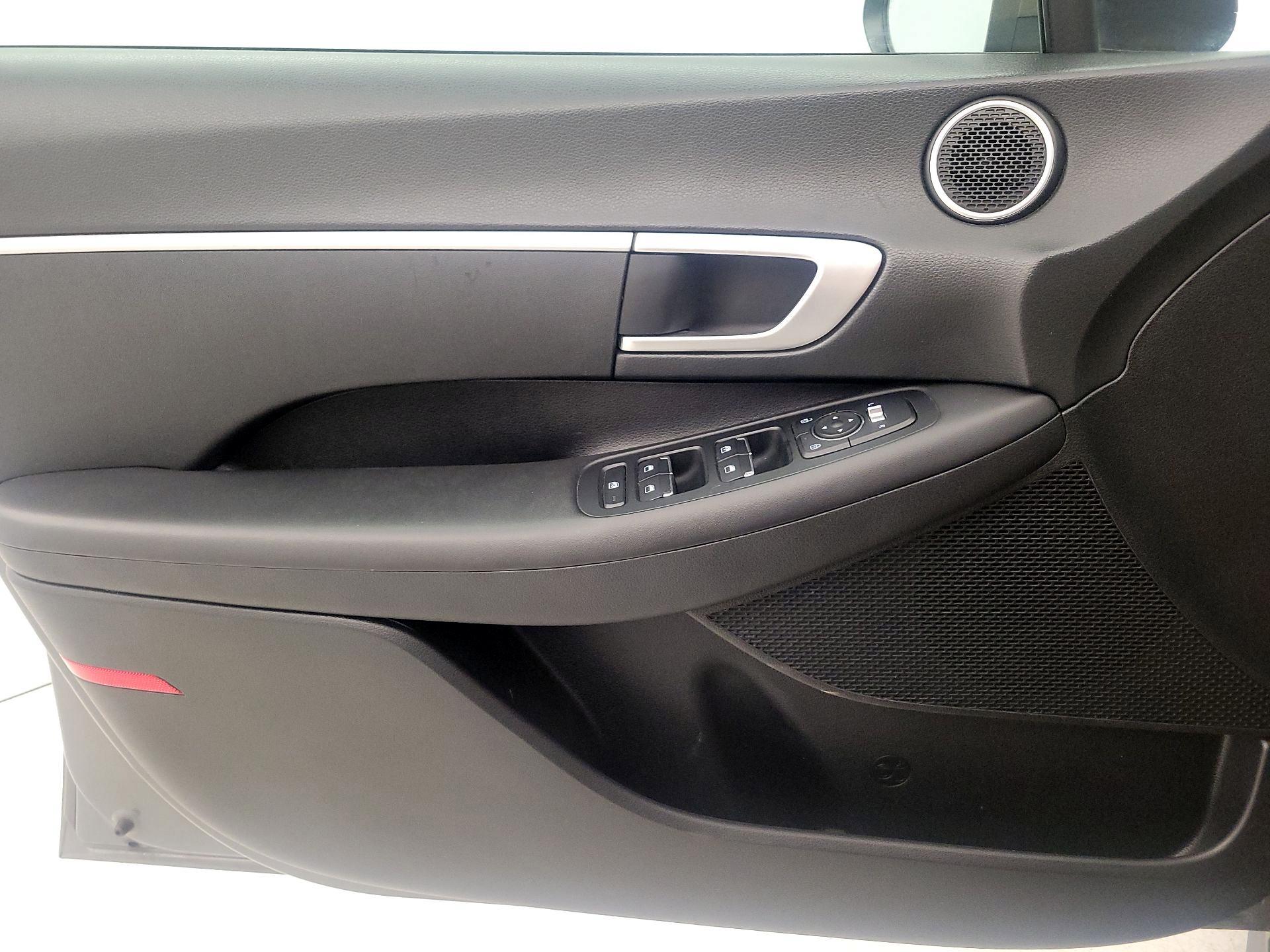 Thumbnail: 2023 Hyundai Sonata - 12