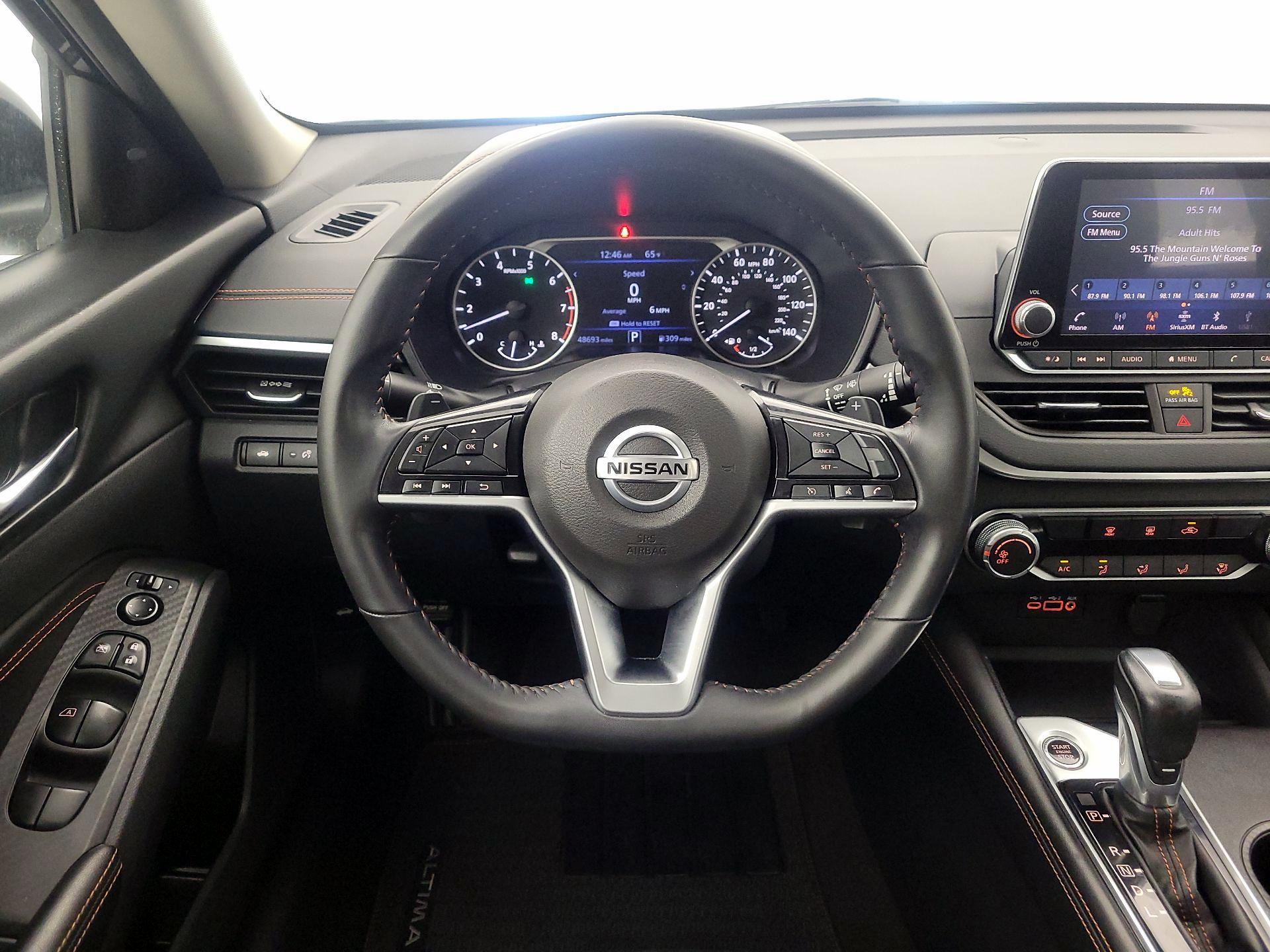 Thumbnail: 2021 Nissan Altima - 10