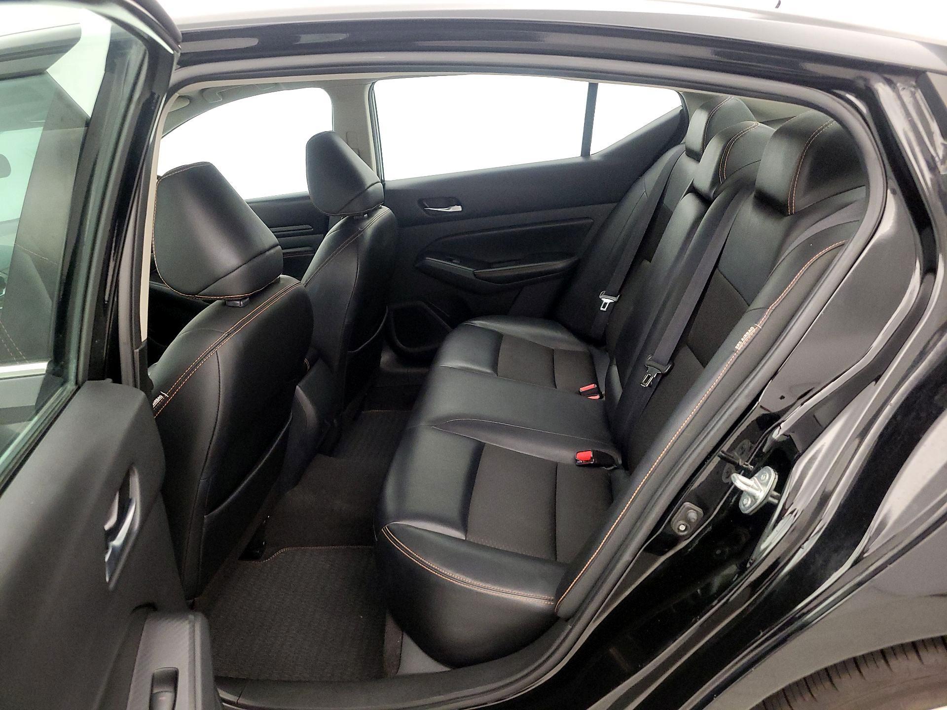 Thumbnail: 2021 Nissan Altima - 19