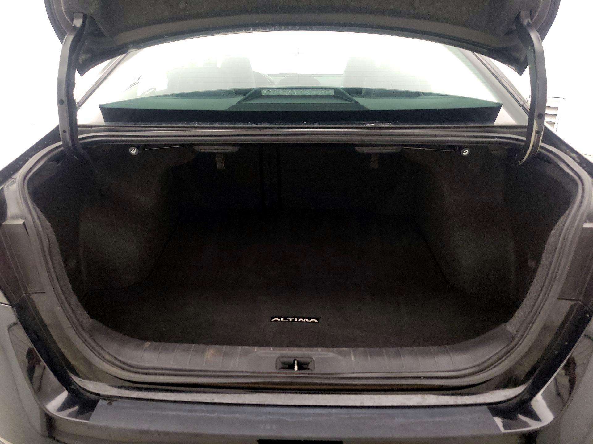 Thumbnail: 2021 Nissan Altima - 20