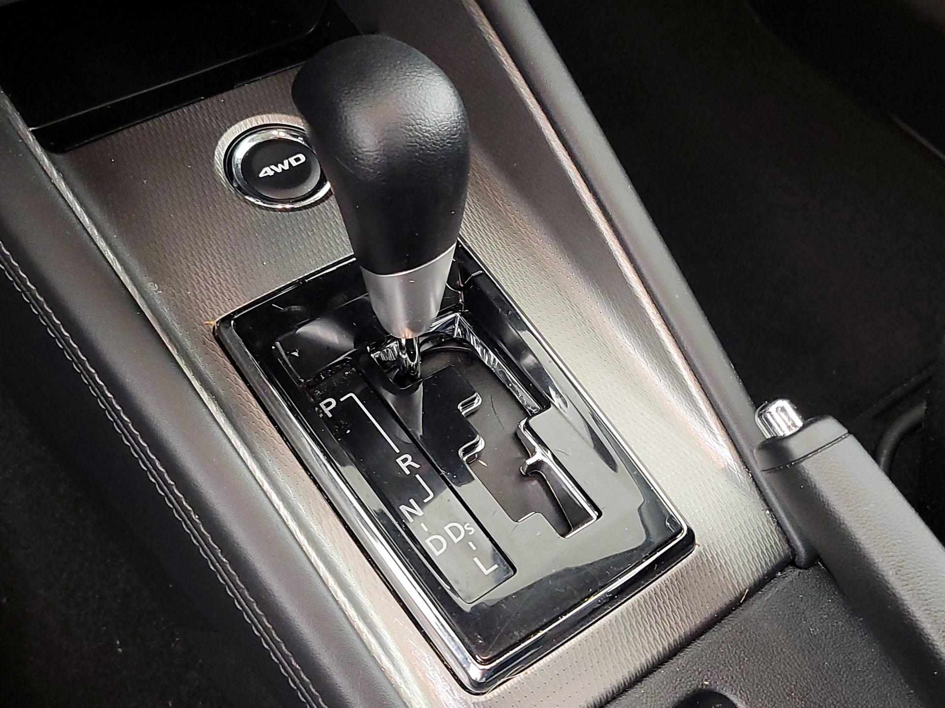 Thumbnail: 2022 Mitsubishi Outlander Sport - 17