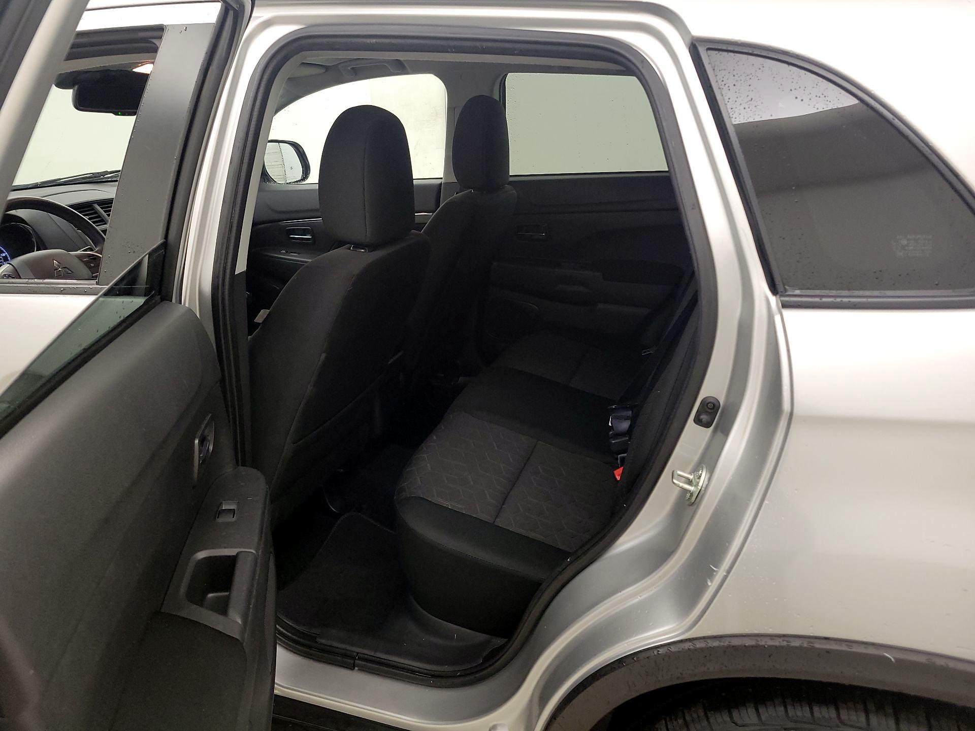 Thumbnail: 2022 Mitsubishi Outlander Sport - 19