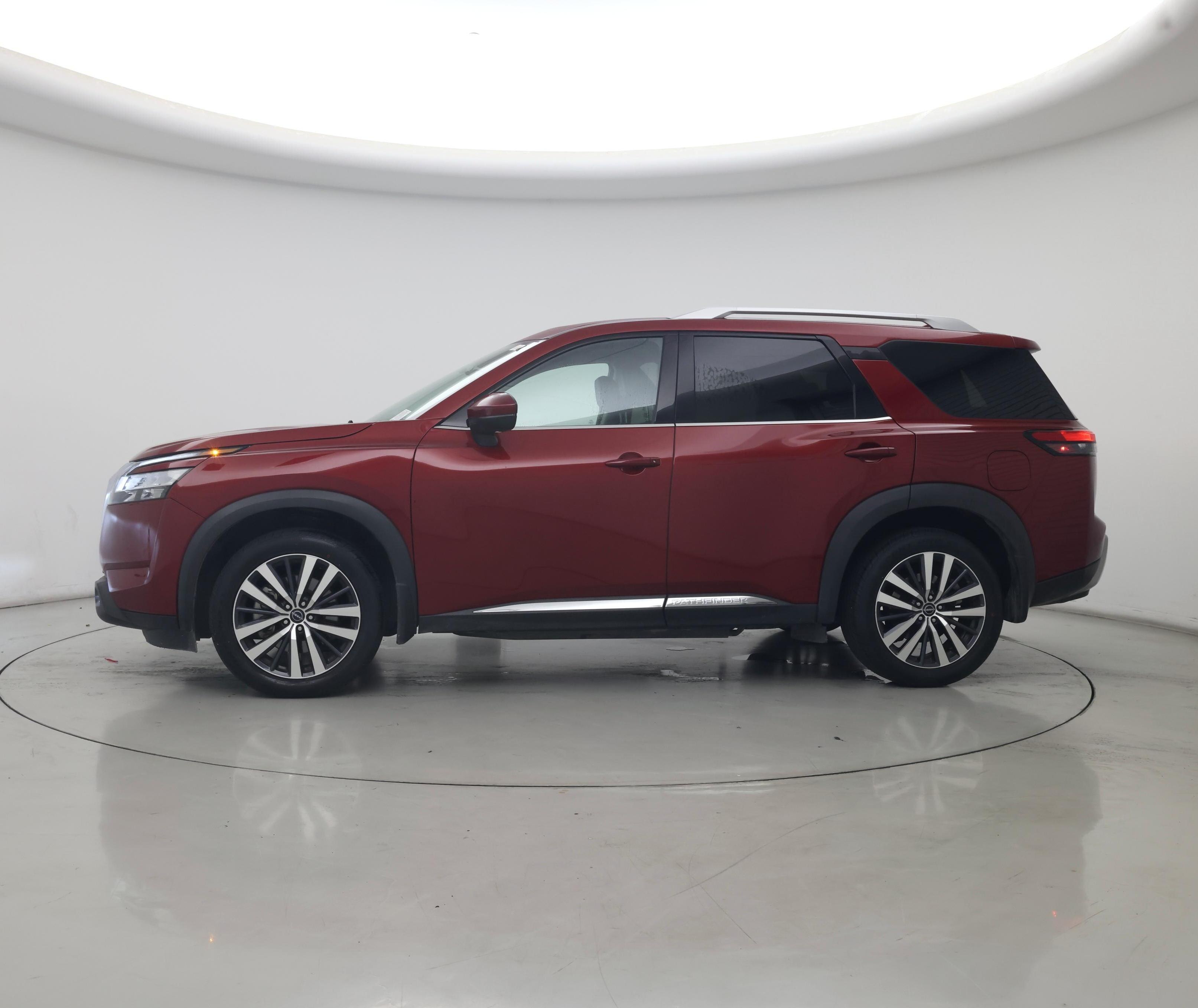 Thumbnail: 2022 Nissan Pathfinder - 3