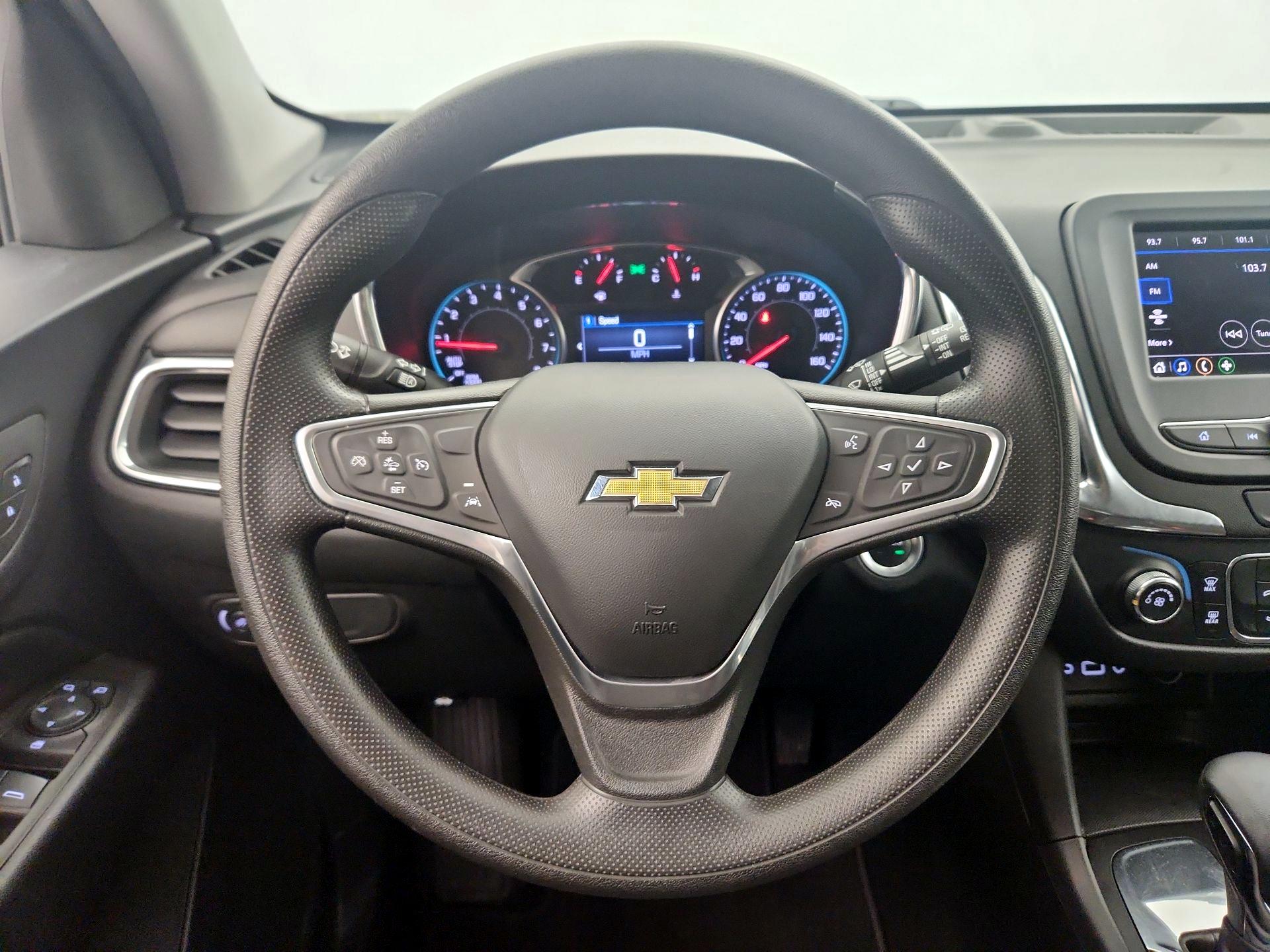 Thumbnail: 2023 Chevrolet Equinox - 10