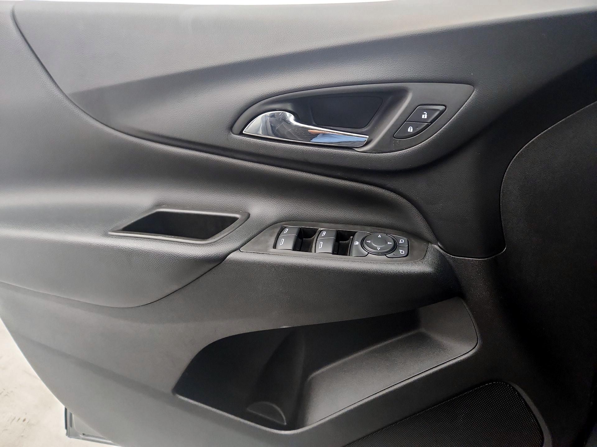 Thumbnail: 2023 Chevrolet Equinox - 12