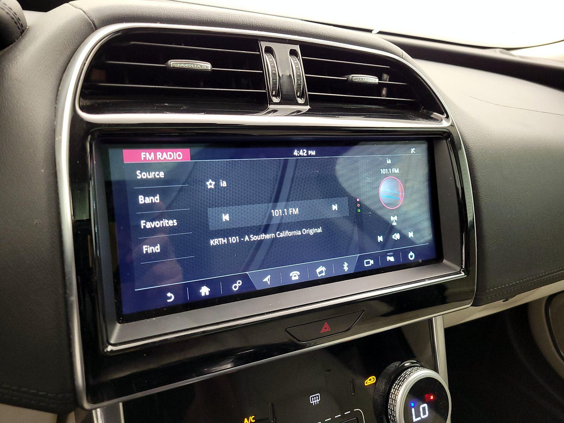 Thumbnail: 2020 Jaguar XE - 15