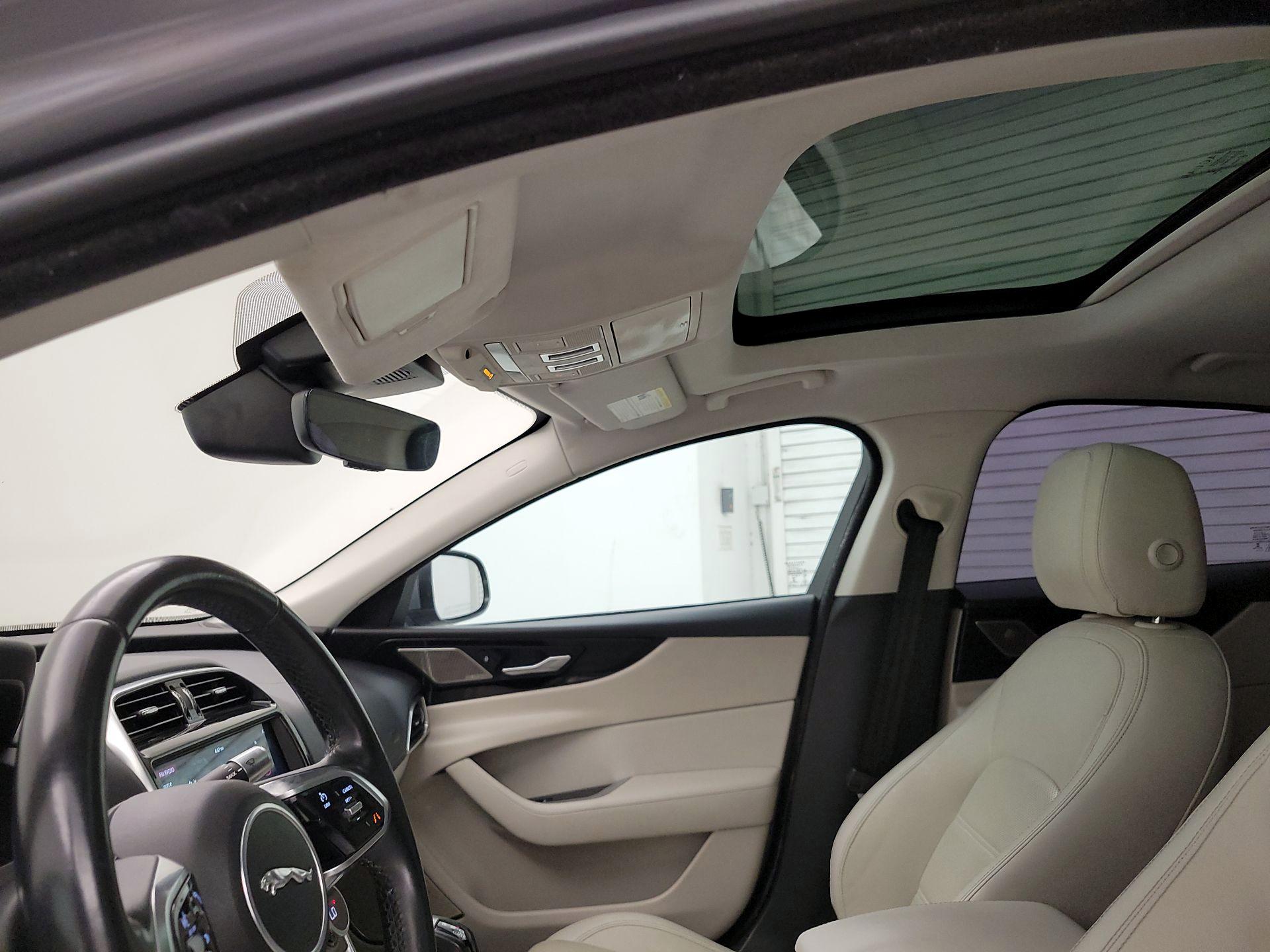 Thumbnail: 2020 Jaguar XE - 19