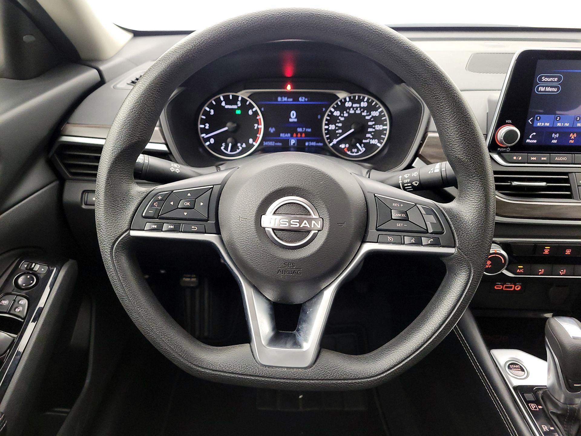 Thumbnail: 2023 Nissan Altima - 10