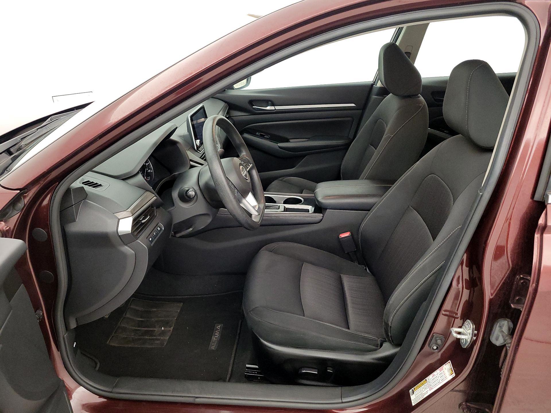 Thumbnail: 2023 Nissan Altima - 11