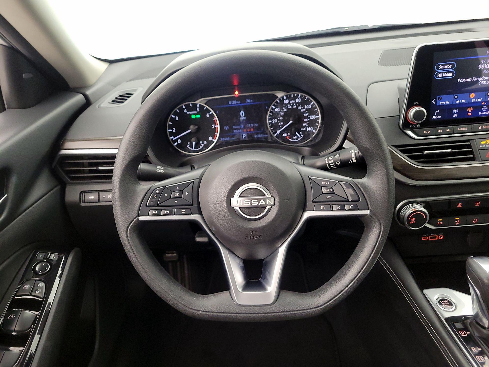 Thumbnail: 2023 Nissan Altima - 10