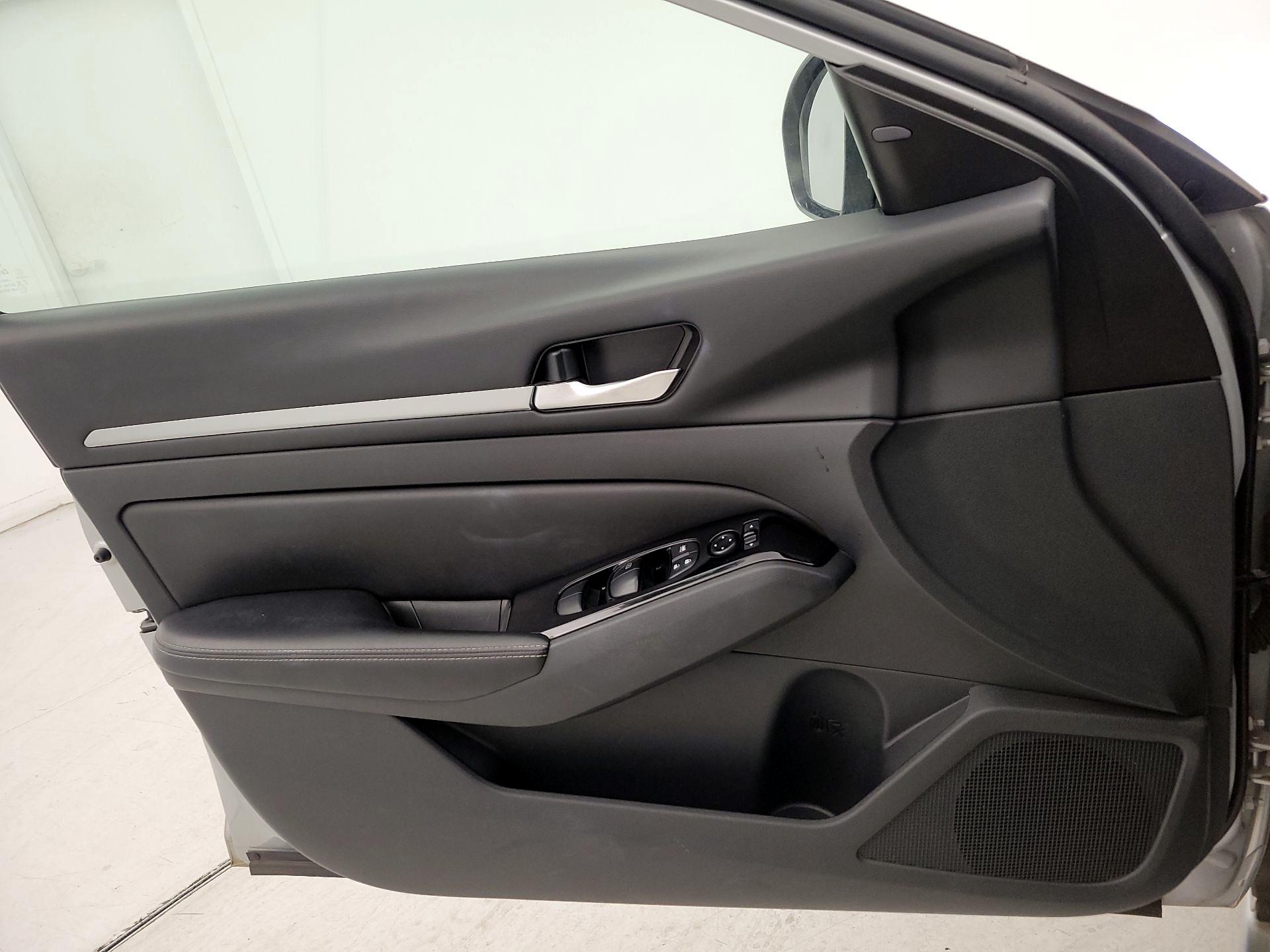 Thumbnail: 2023 Nissan Altima - 12