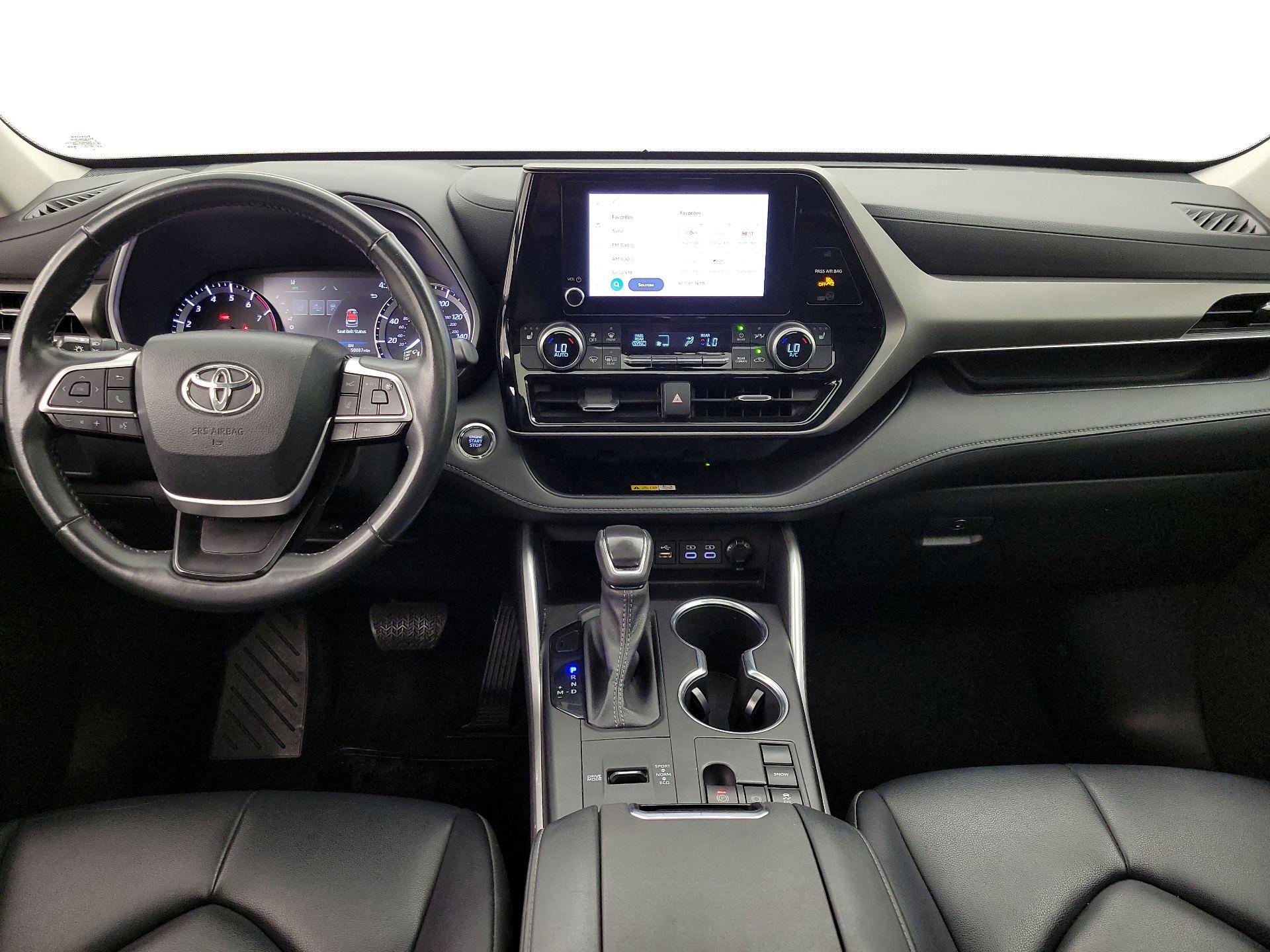 Thumbnail: 2023 Toyota Highlander - 9