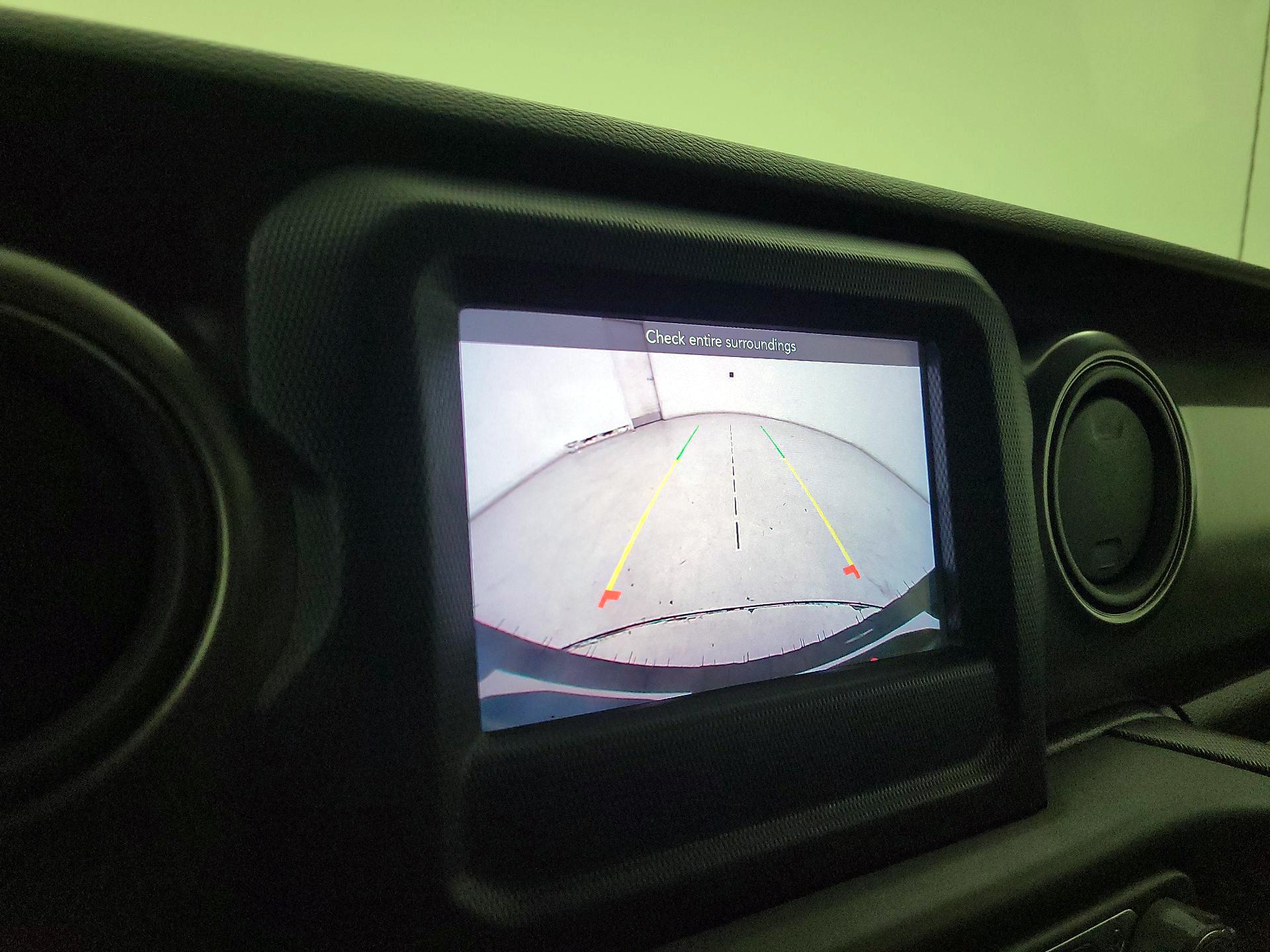 Thumbnail: 2021 Jeep Wrangler - 14