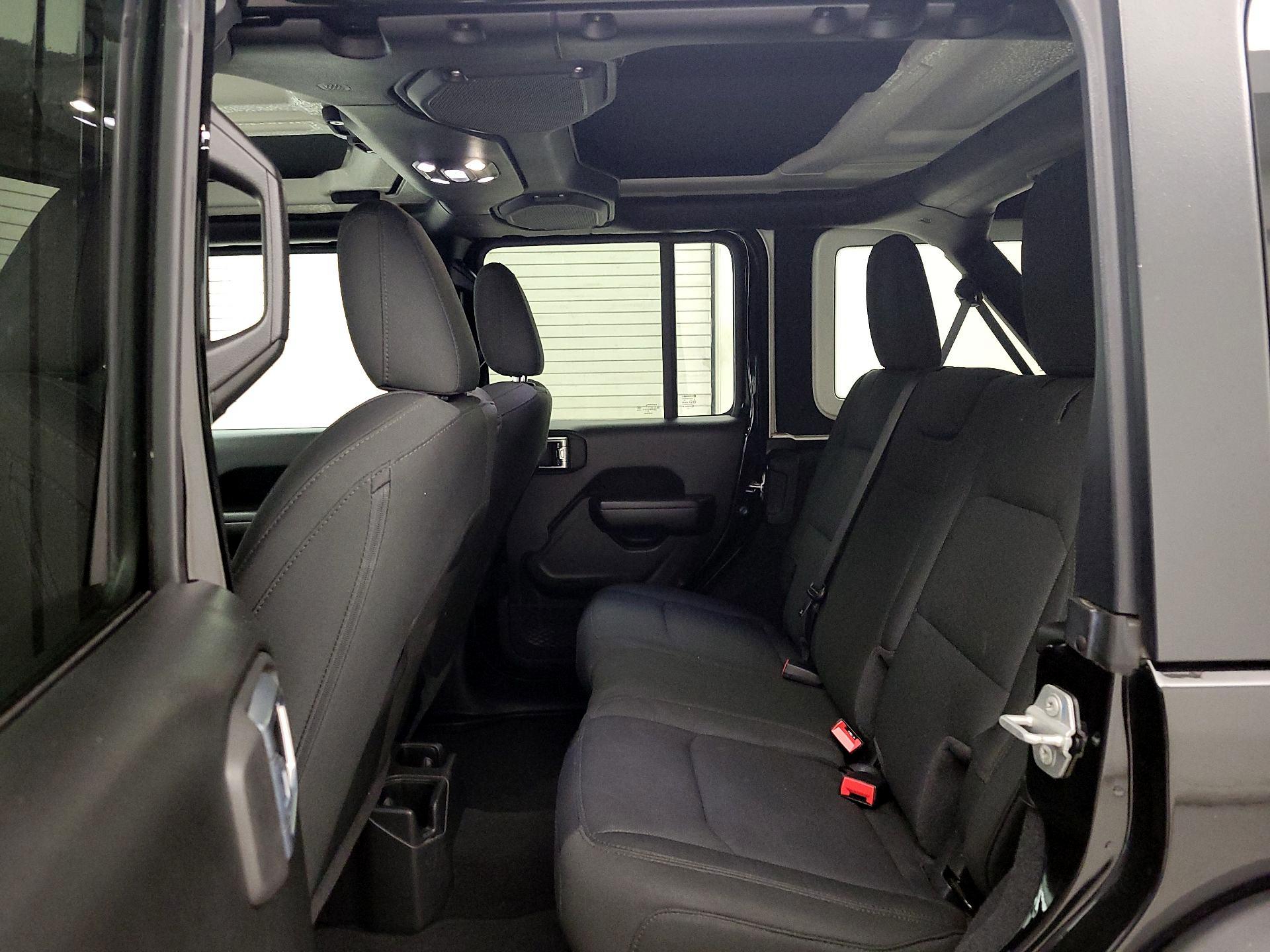 Thumbnail: 2021 Jeep Wrangler - 19