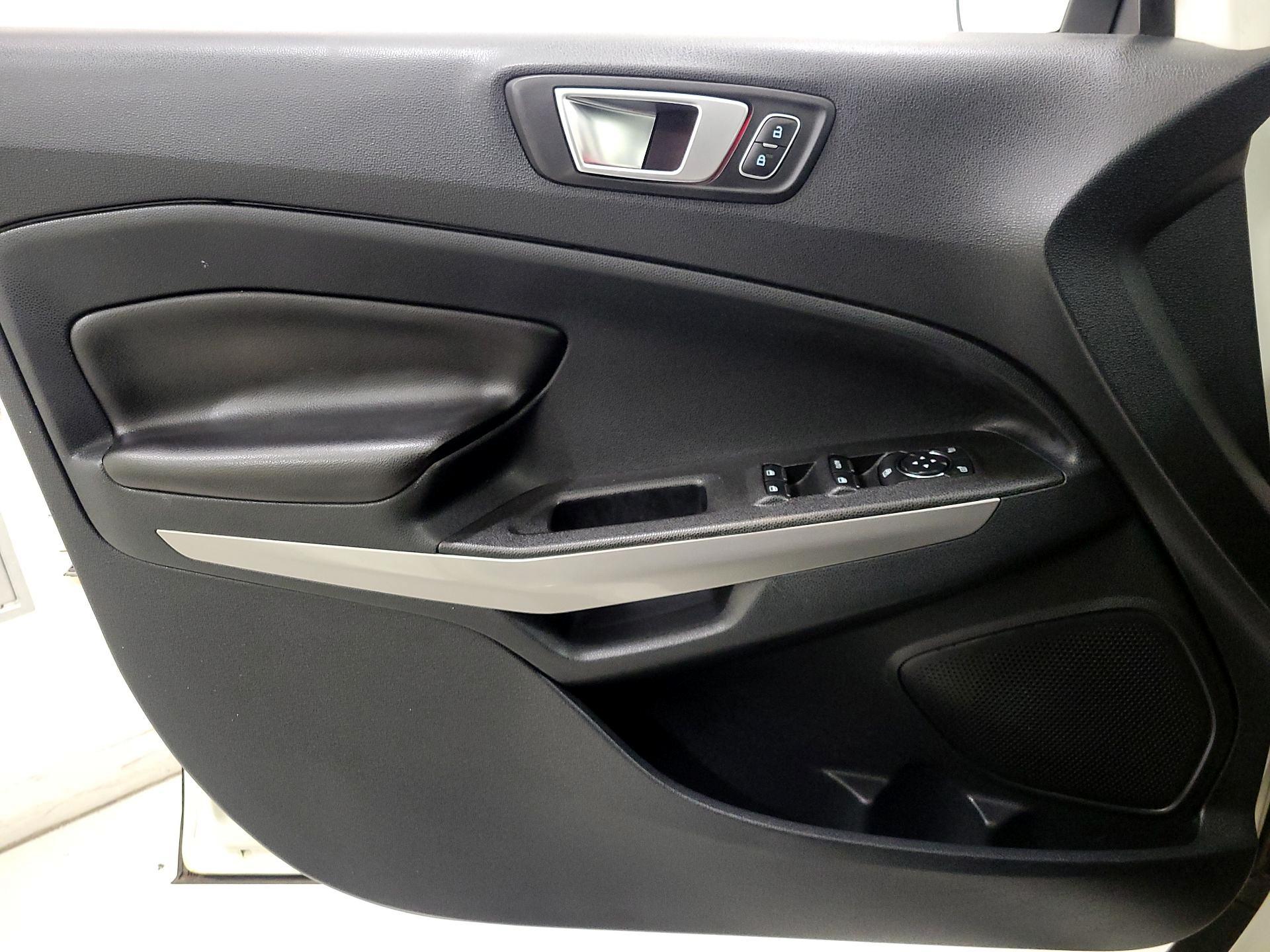 Thumbnail: 2021 Ford EcoSport - 12