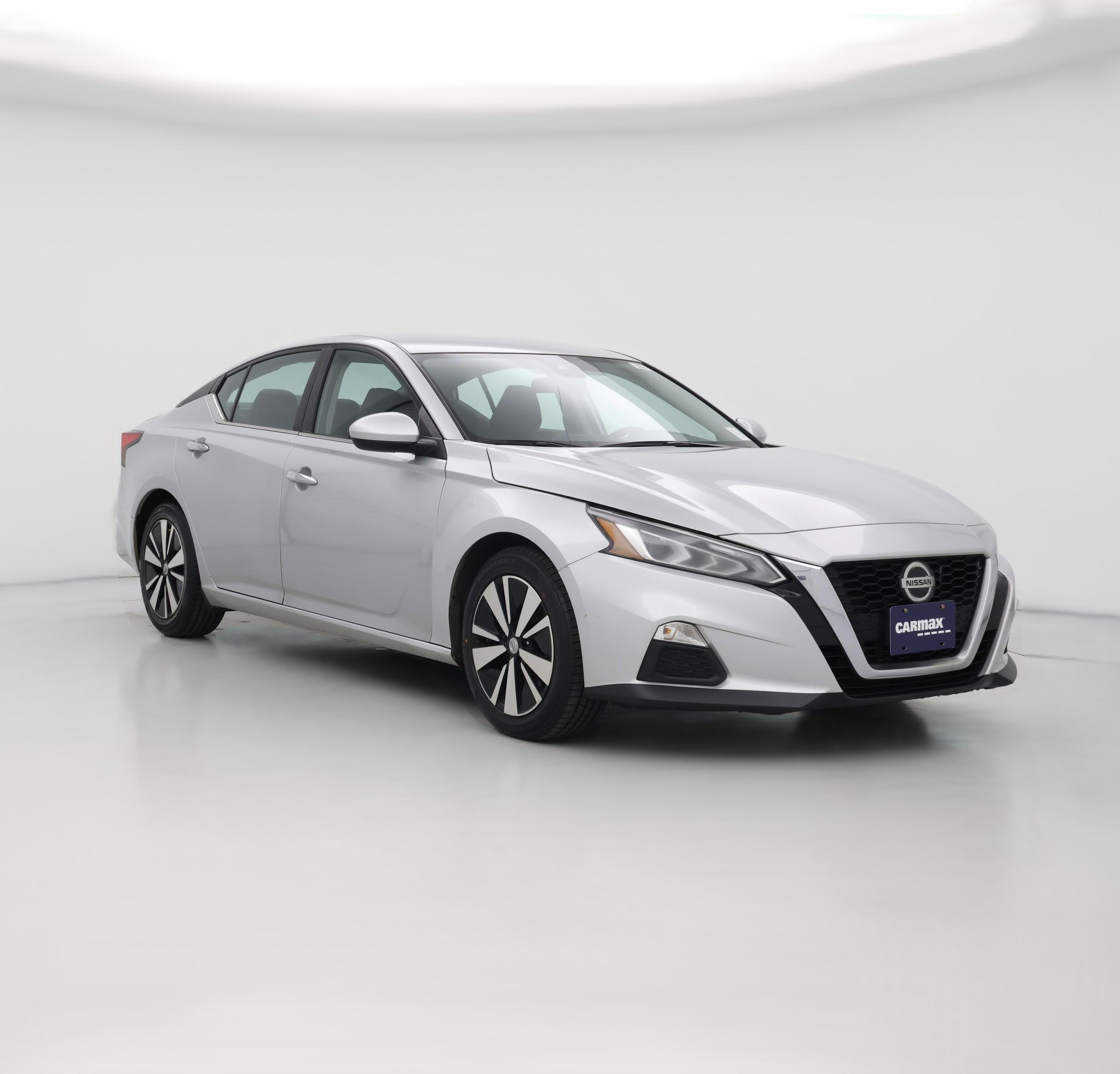 Thumbnail: 2022 Nissan Altima - 1