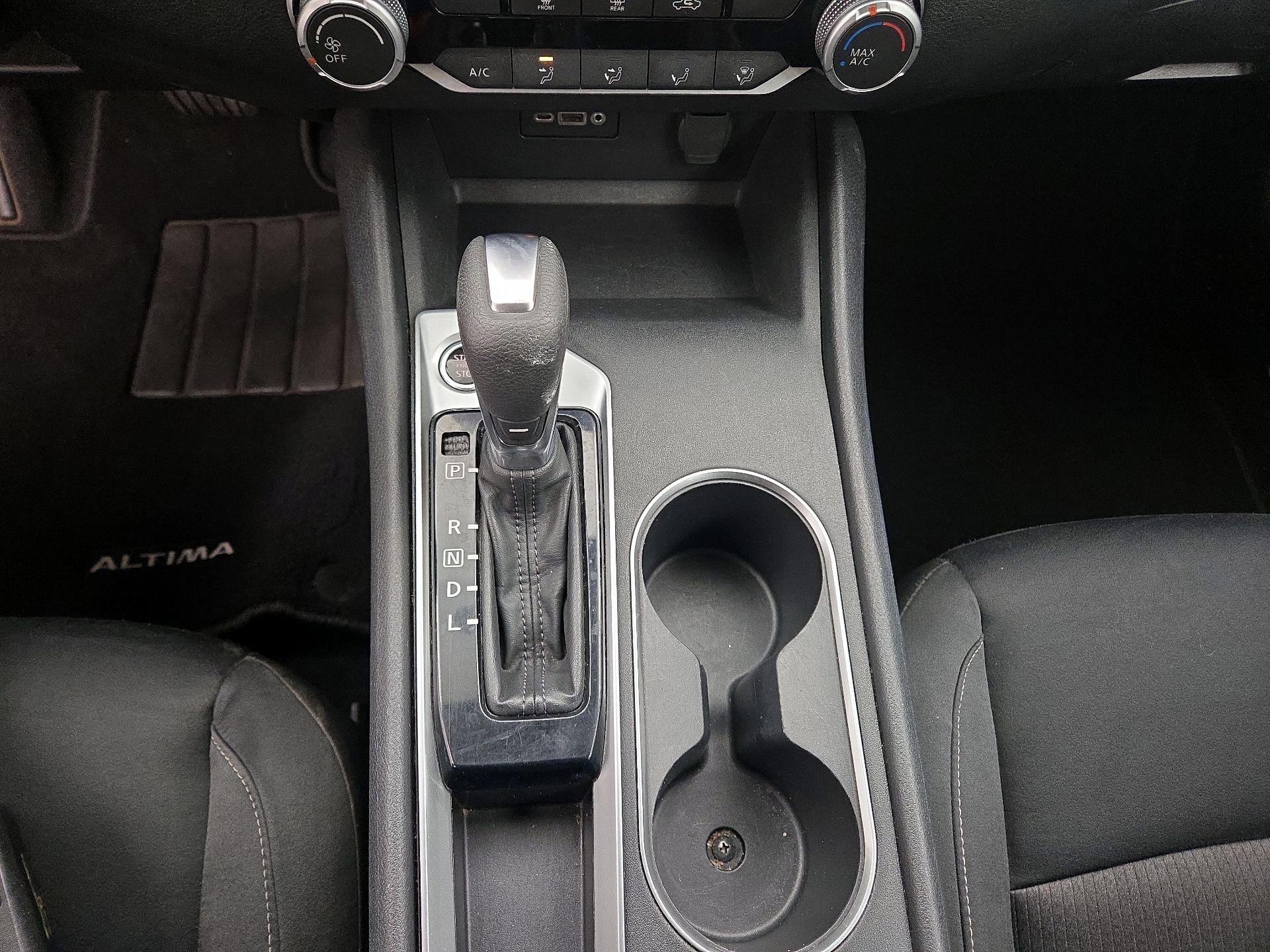 Thumbnail: 2022 Nissan Altima - 17