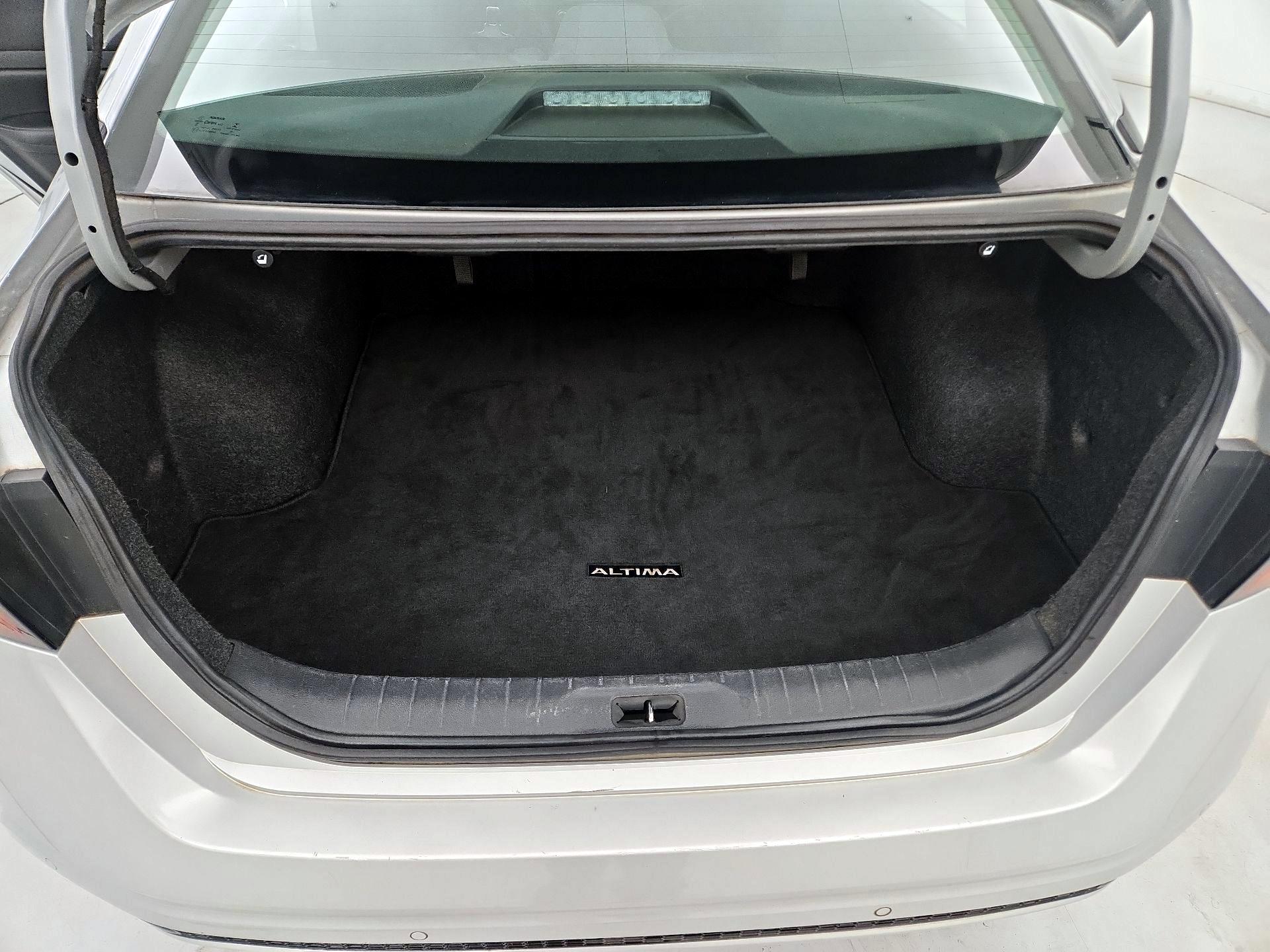 Thumbnail: 2022 Nissan Altima - 20