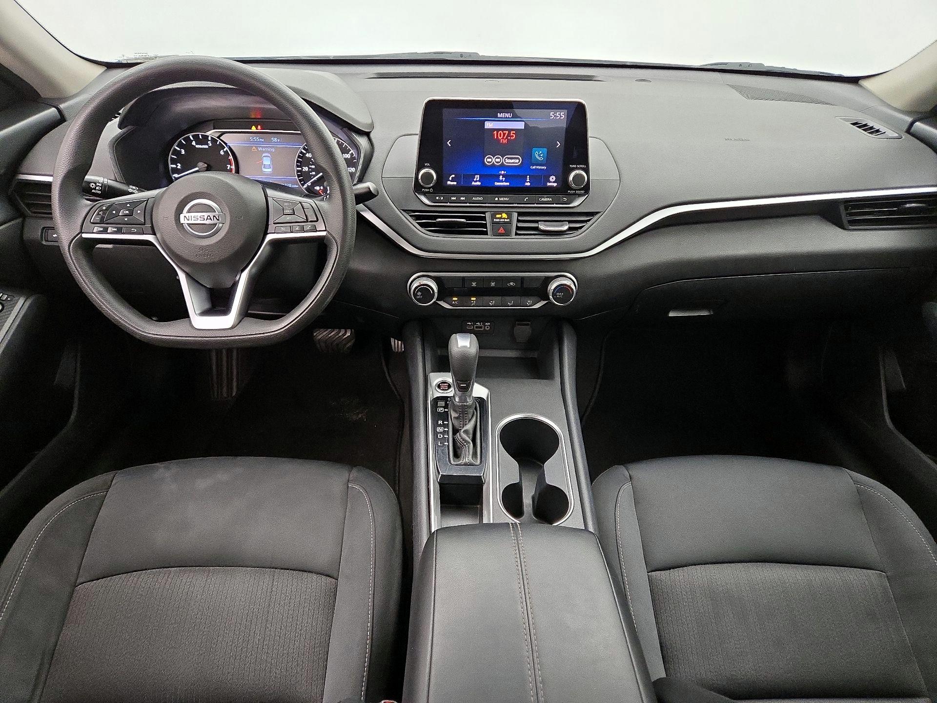 Thumbnail: 2022 Nissan Altima - 9