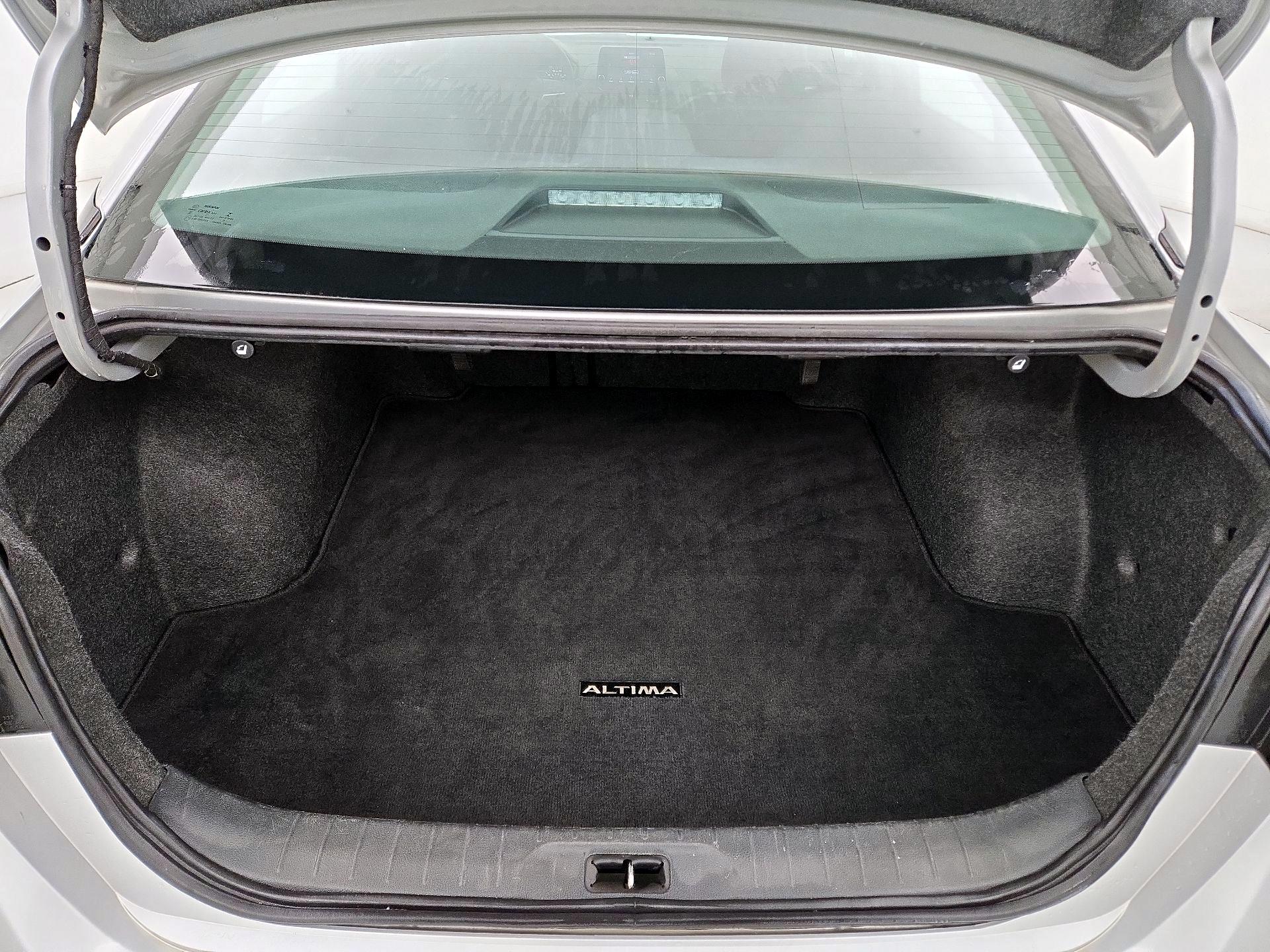 Thumbnail: 2022 Nissan Altima - 19