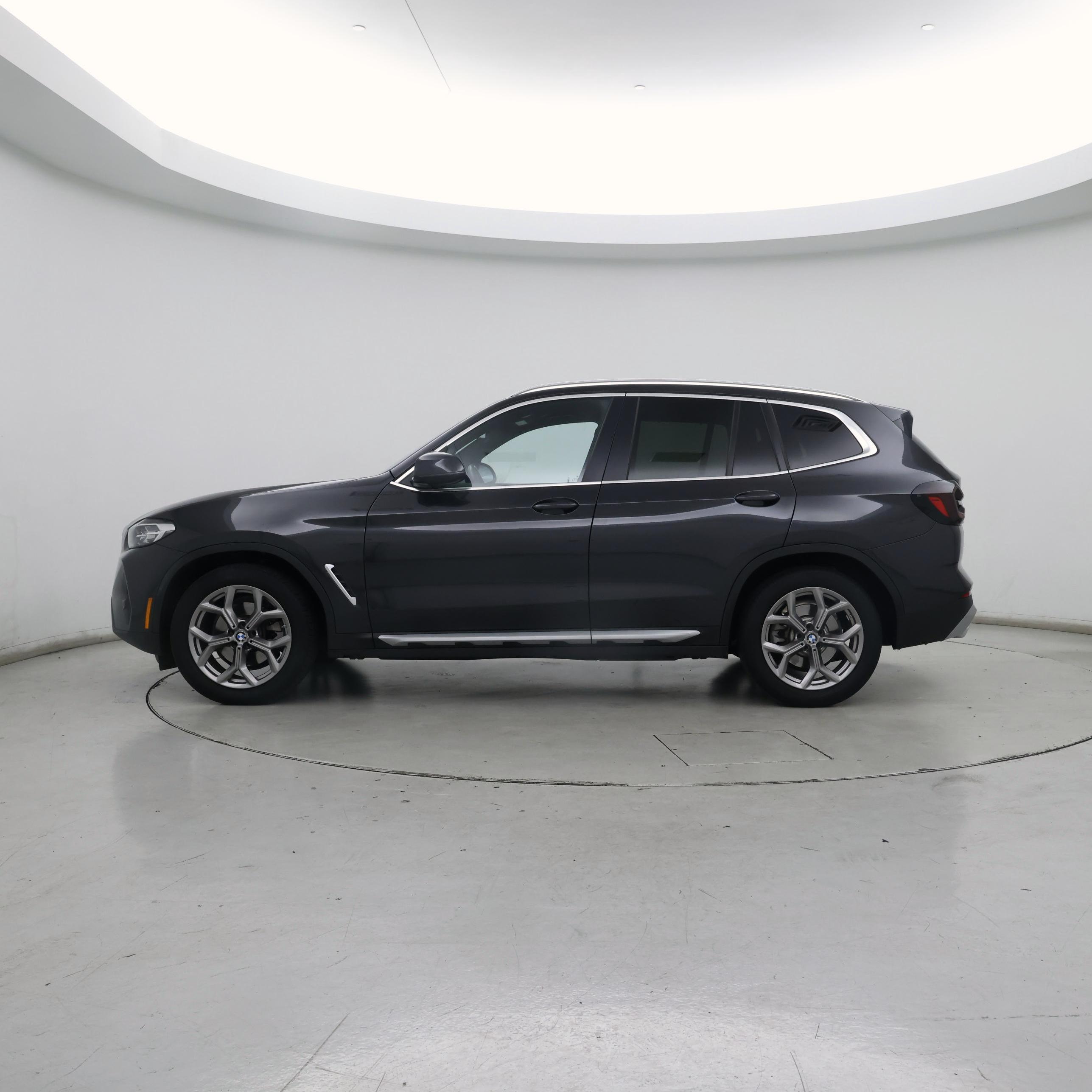 Thumbnail: 2022 BMW X3 - 3