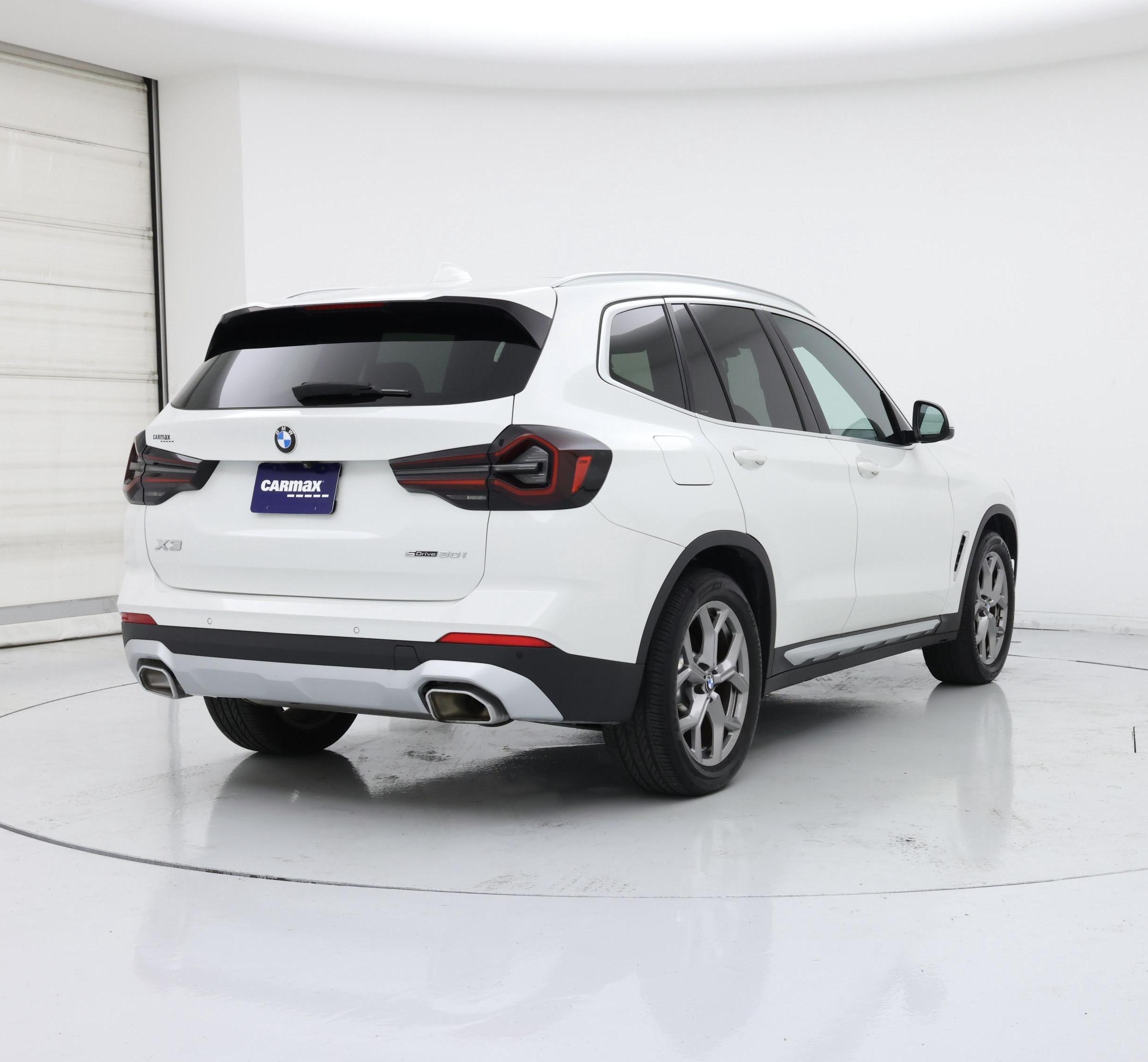 Thumbnail: 2023 BMW X3 - 8