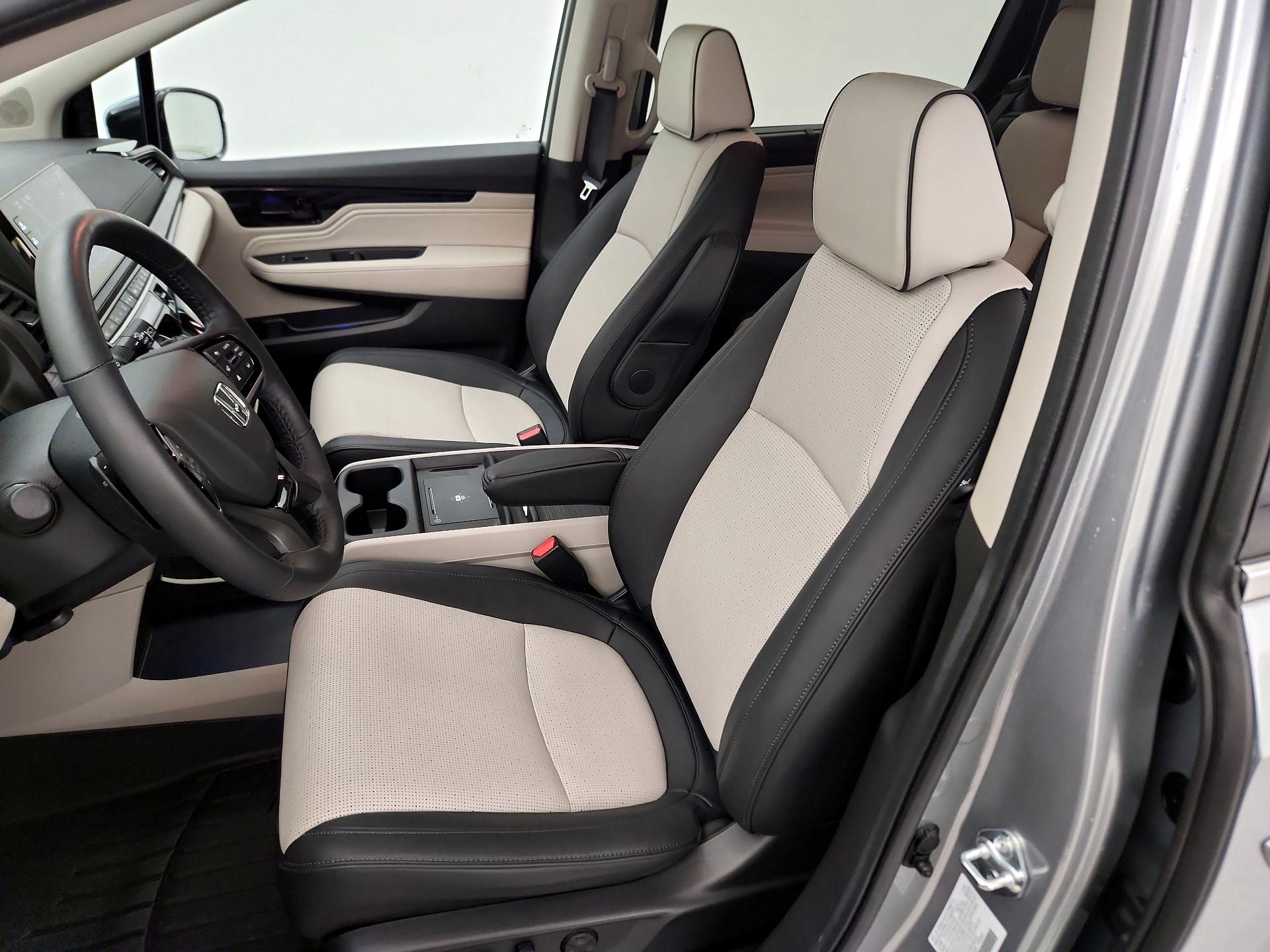 Thumbnail: 2025 Honda Odyssey - 11