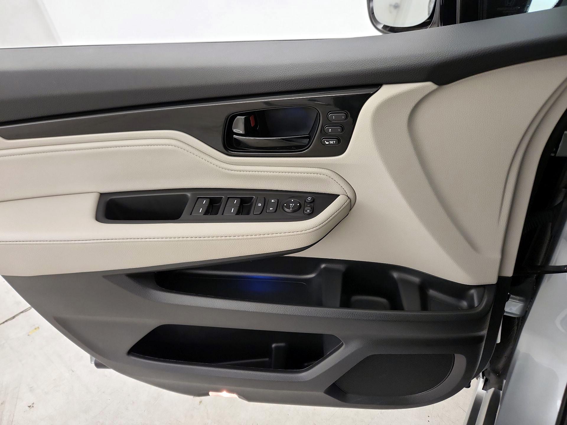 Thumbnail: 2025 Honda Odyssey - 12