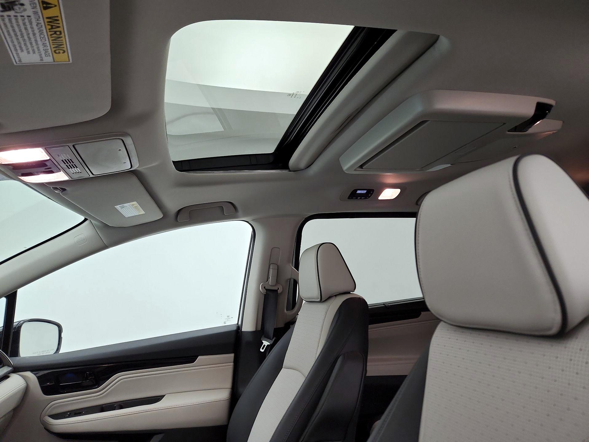 Thumbnail: 2025 Honda Odyssey - 20