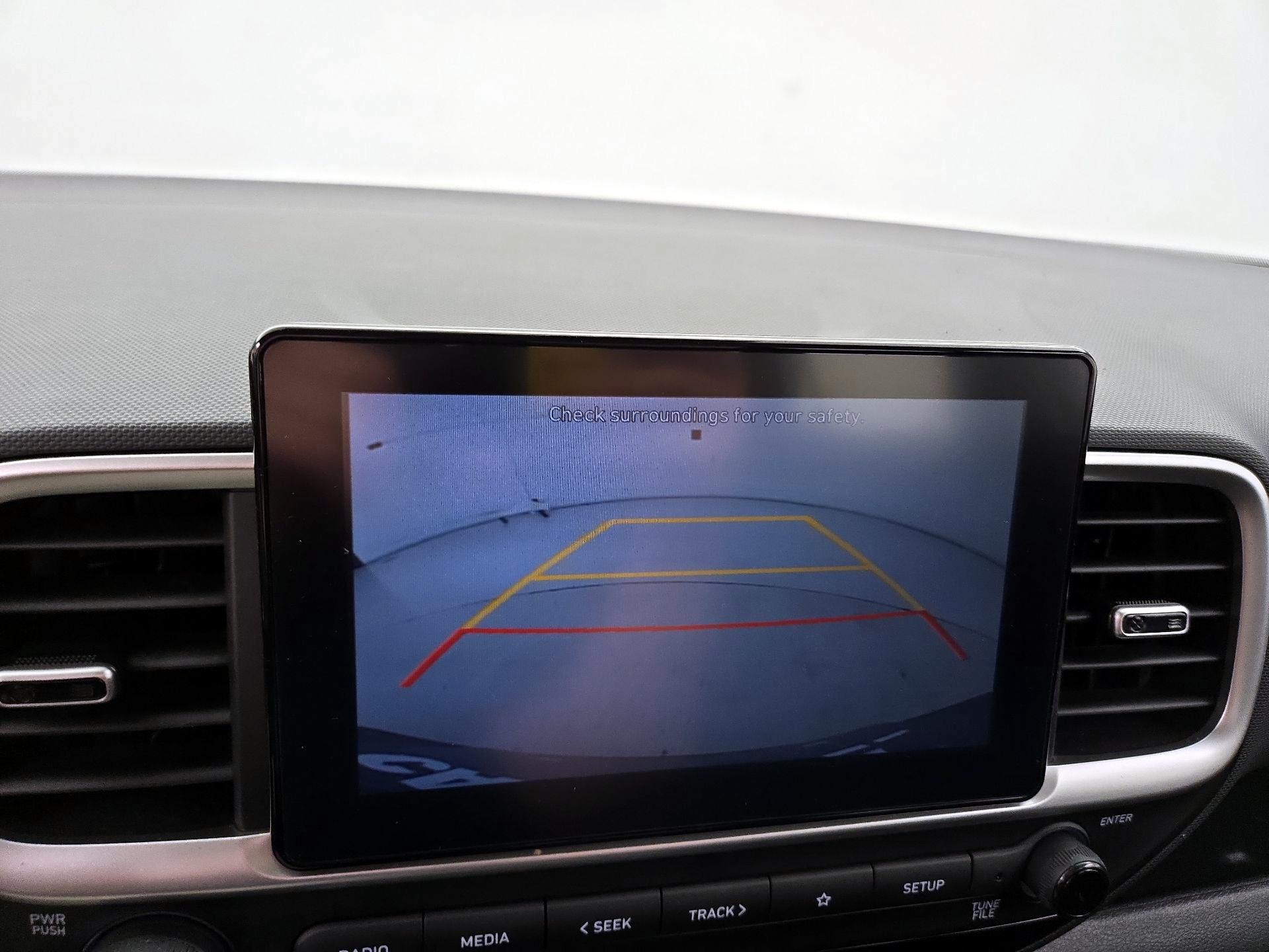 Thumbnail: 2022 Hyundai Venue - 14