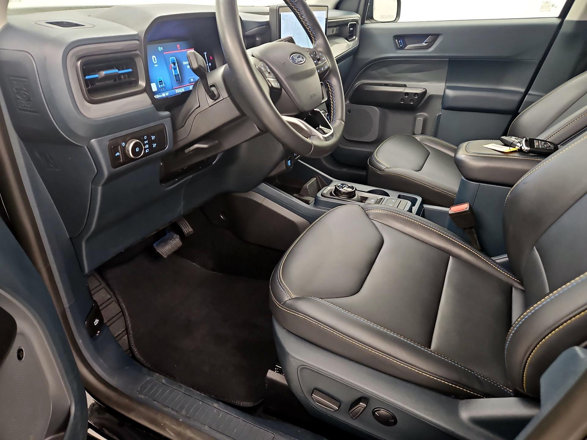 Thumbnail: 2025 Ford Maverick - 11