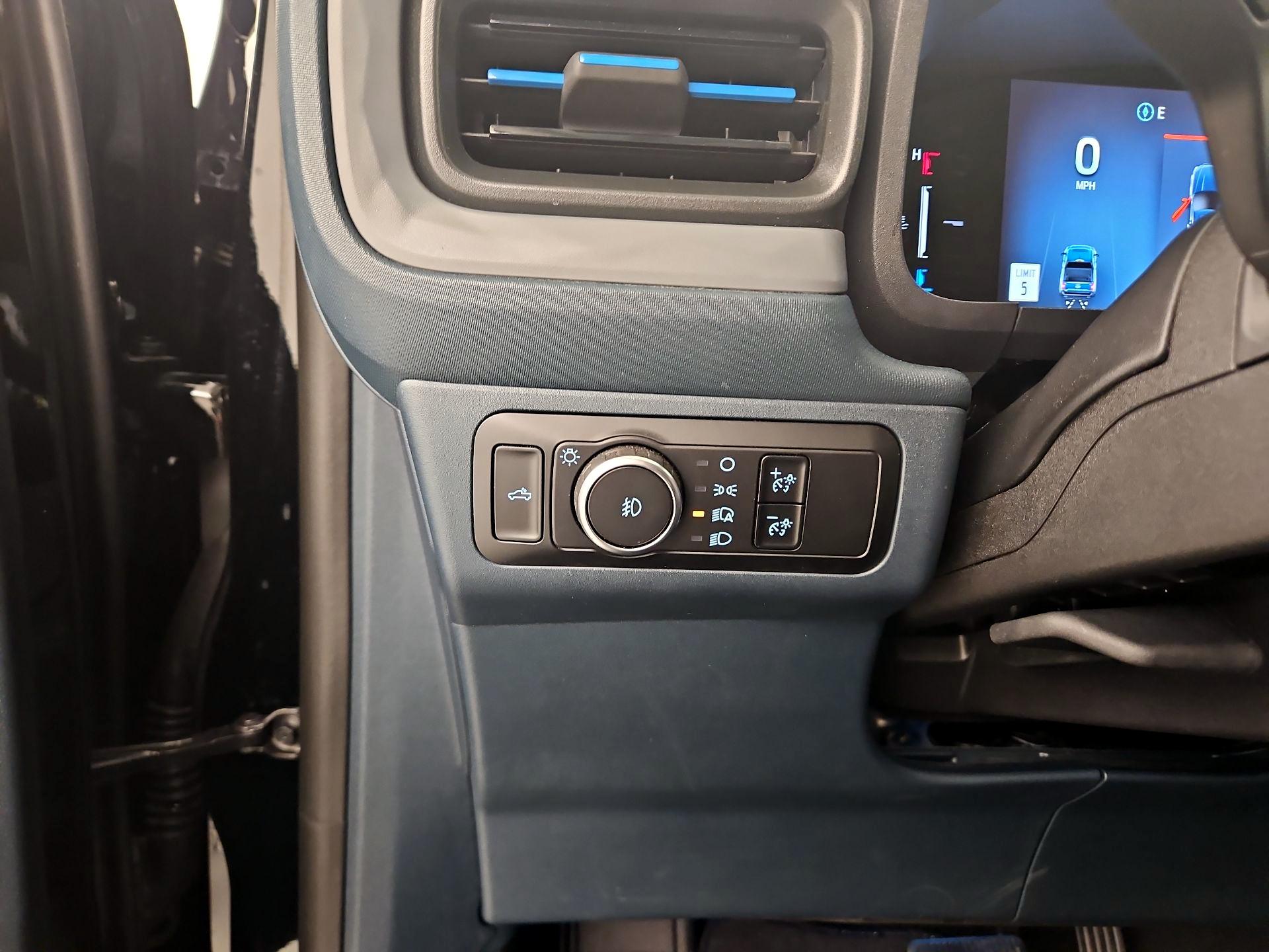 Thumbnail: 2025 Ford Maverick - 13