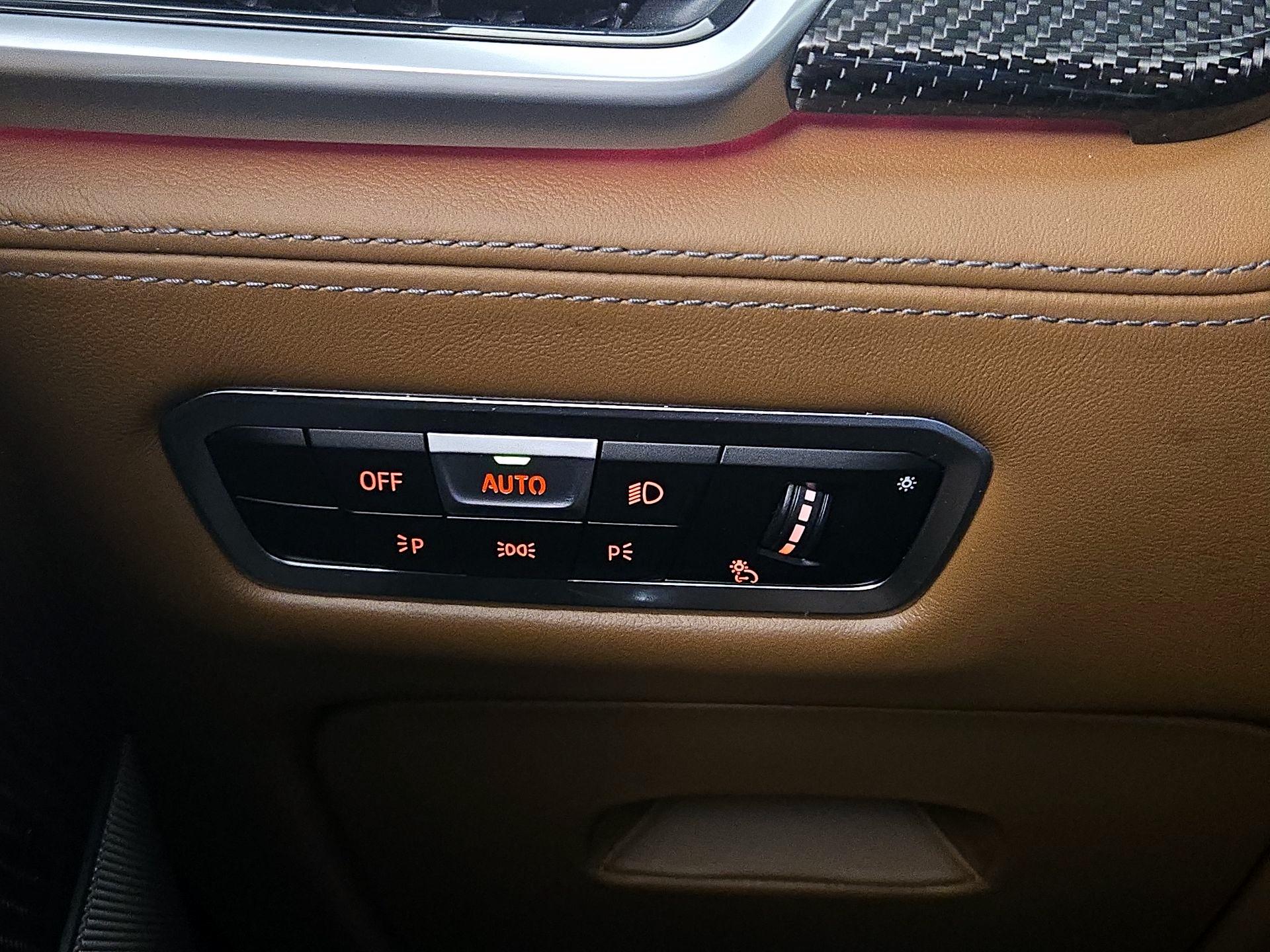 Thumbnail: 2023 BMW X6 - 13