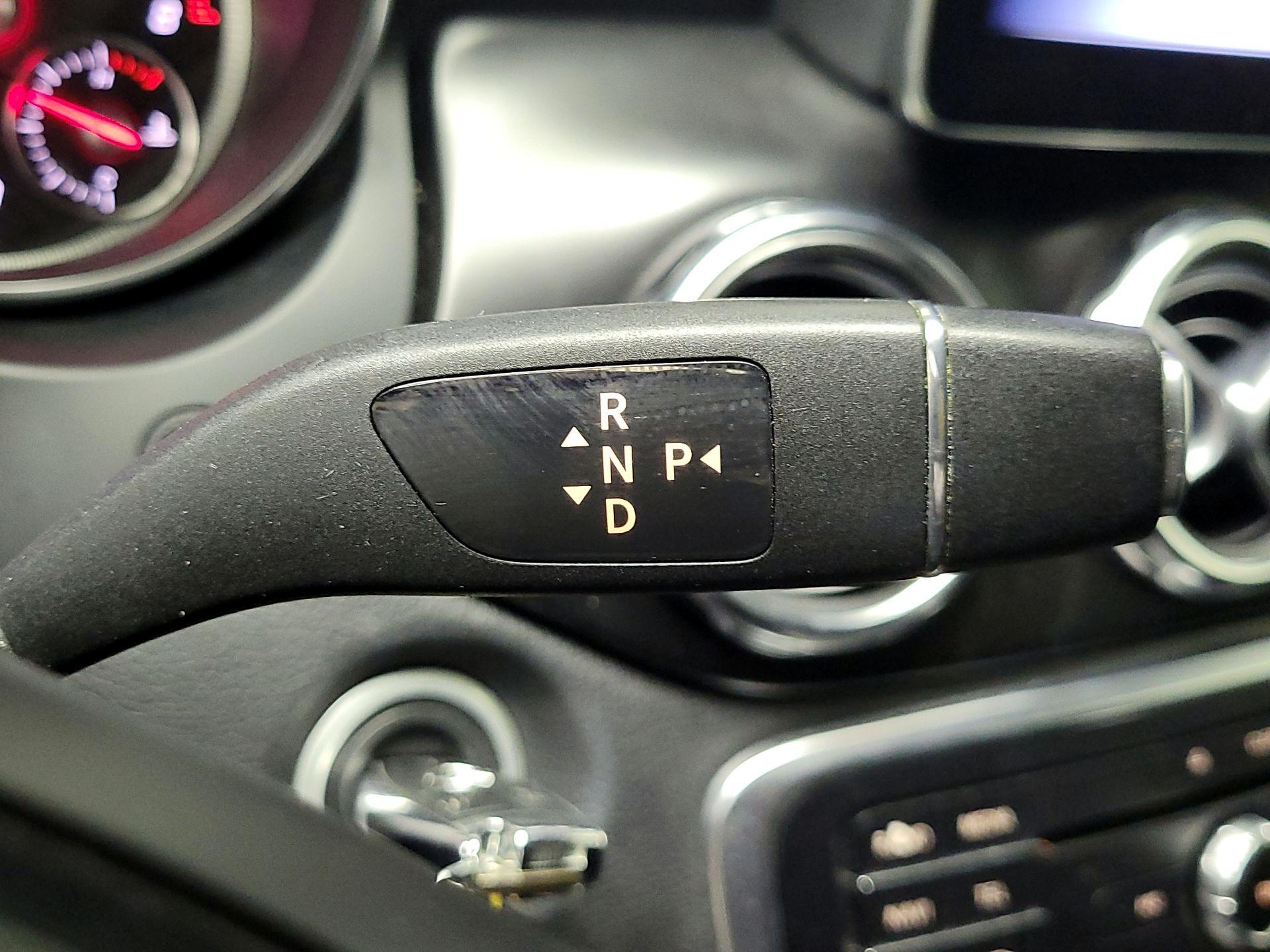 Thumbnail: 2019 Mercedes-Benz GLA - 15