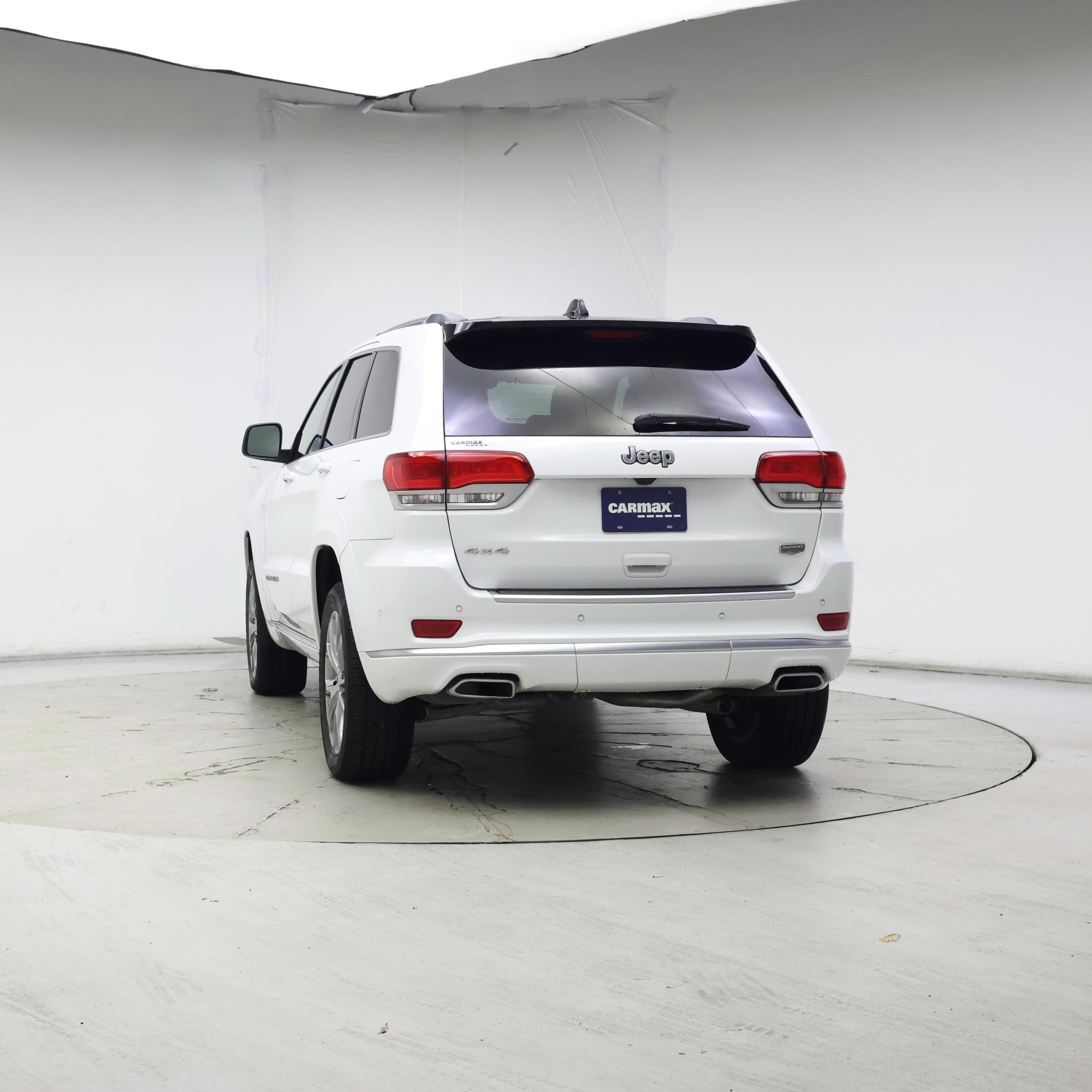 Thumbnail: 2020 Jeep Grand Cherokee - 6