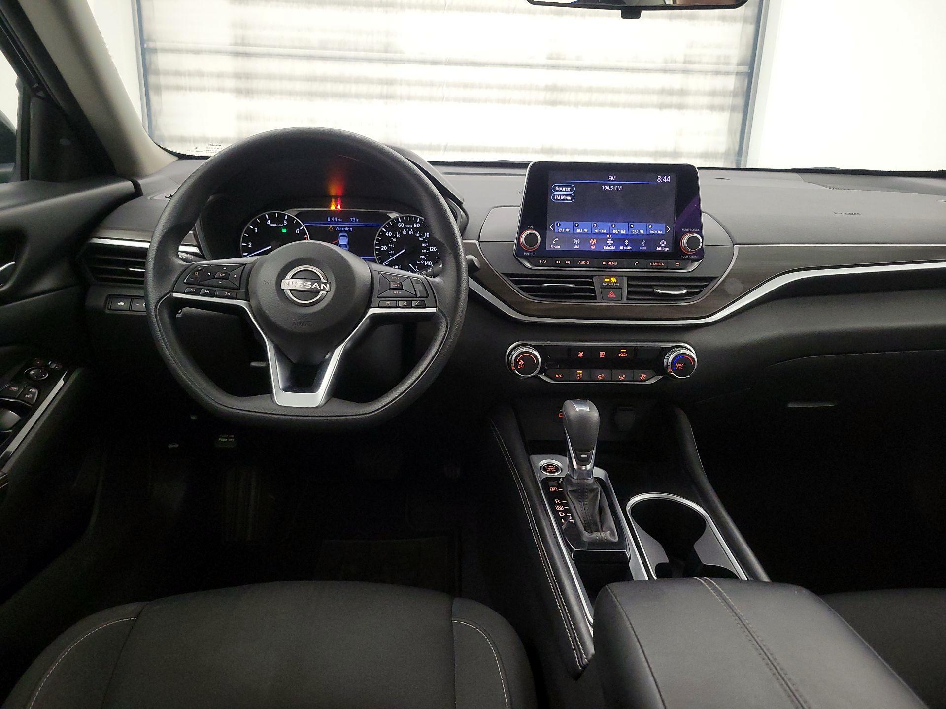 Thumbnail: 2023 Nissan Altima - 9