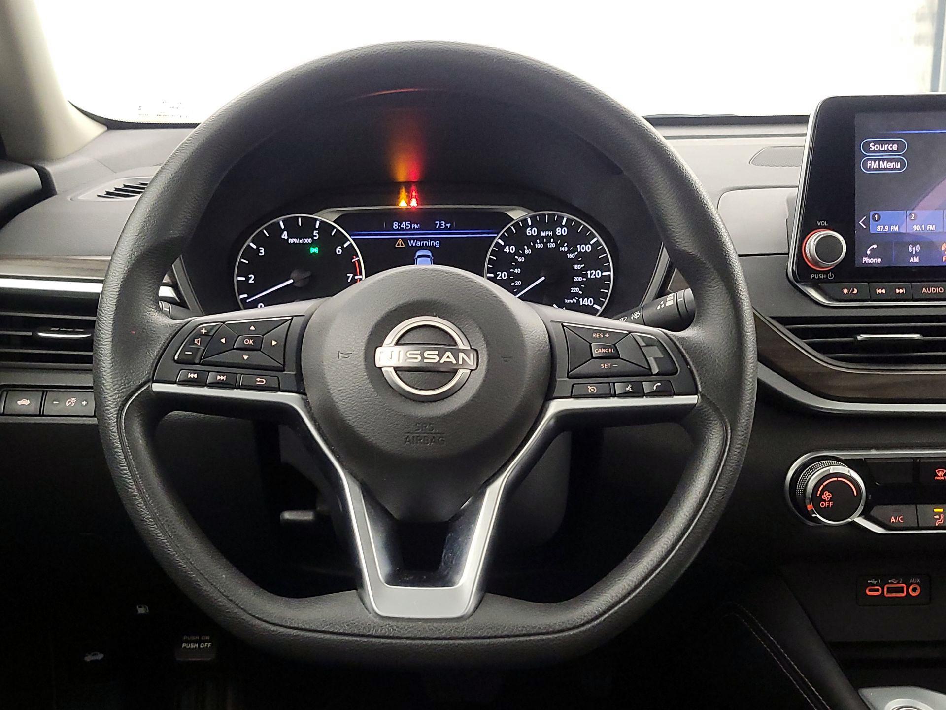 Thumbnail: 2023 Nissan Altima - 10